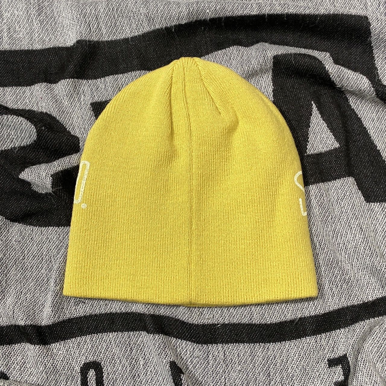 Stussy STUSSY WORKGEAR SKULLCAP BEANIE HAT • MUSTARD Size ONE SIZE - 3 Thumbnail