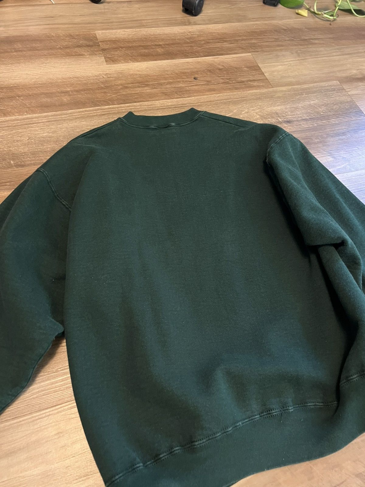 Vintage USA MADE vintage crew neck Size US M / EU 48-50 / 2 - 5 Thumbnail
