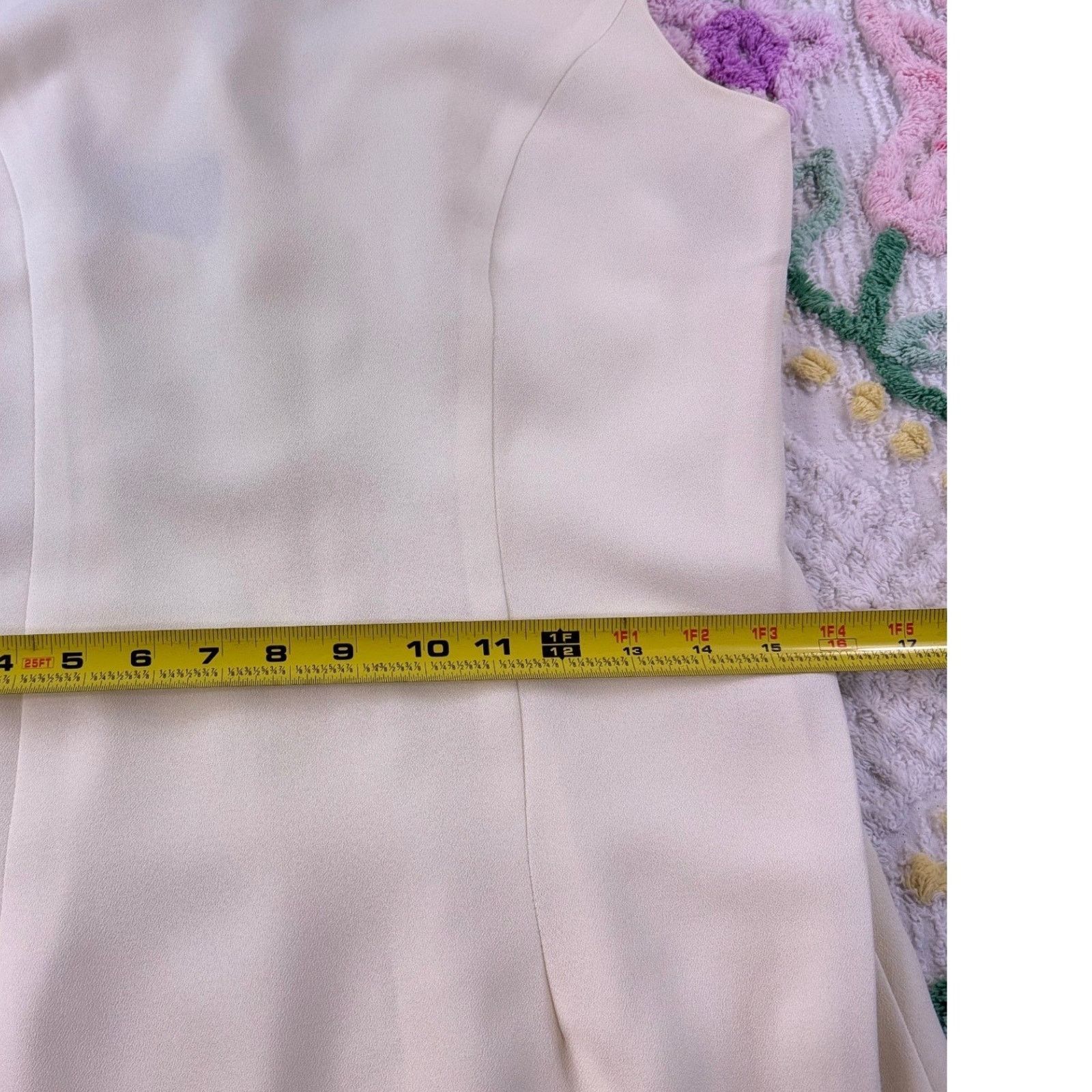 Alex Evenings Alex Evenings Ivory Sleeveless Sheath Dress Knee Length S8 Size M / US 6-8 / IT 42-44 - 4 Thumbnail