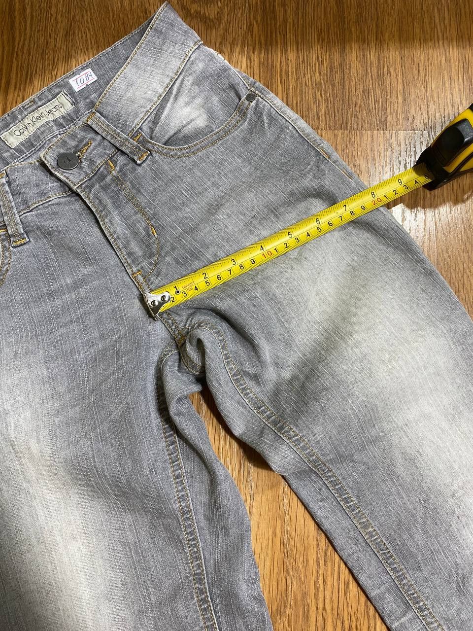 Calvin Klein × Vintage Vintage Y2K Light Wash Calvin Klein Essential Denim Jeans! Size US 26 / EU 42 - 16 Thumbnail