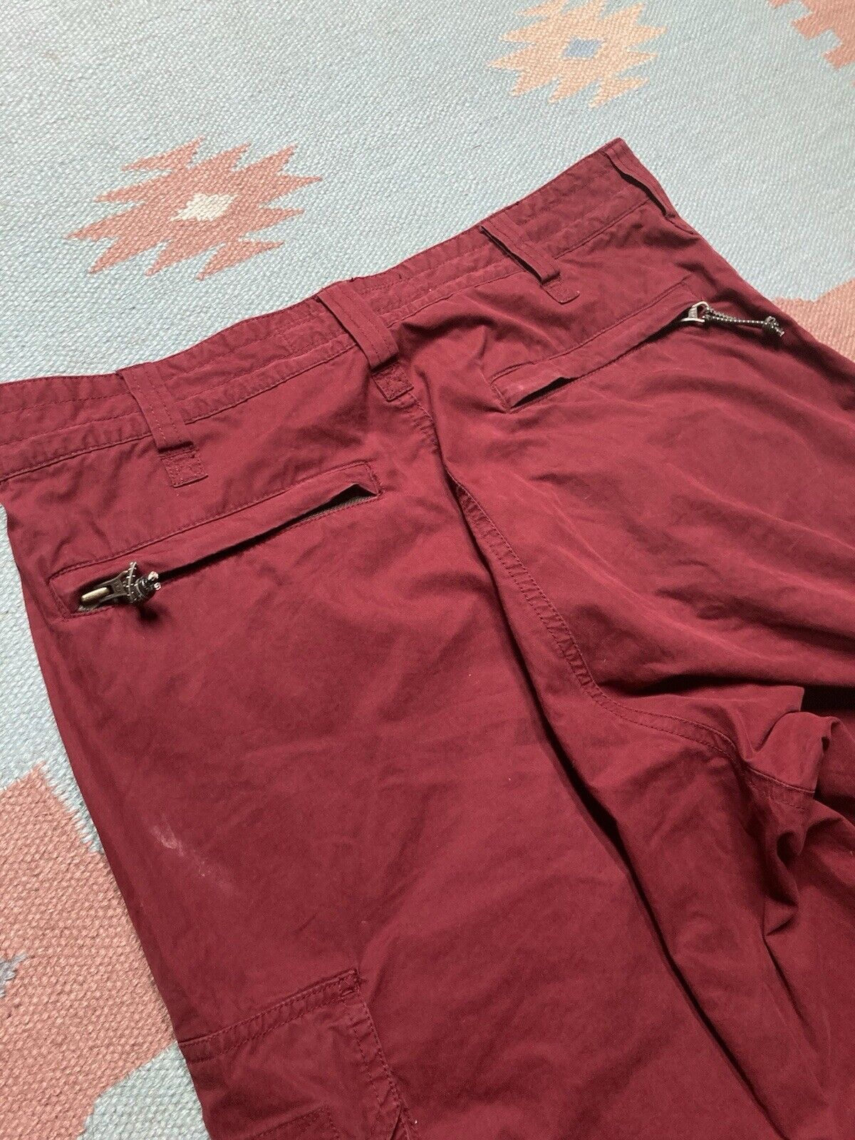 American Eagle Outfitters × Vintage y2k American eagle cargo shorts baggy skater dark red 33 Size US 33 - 3 Thumbnail