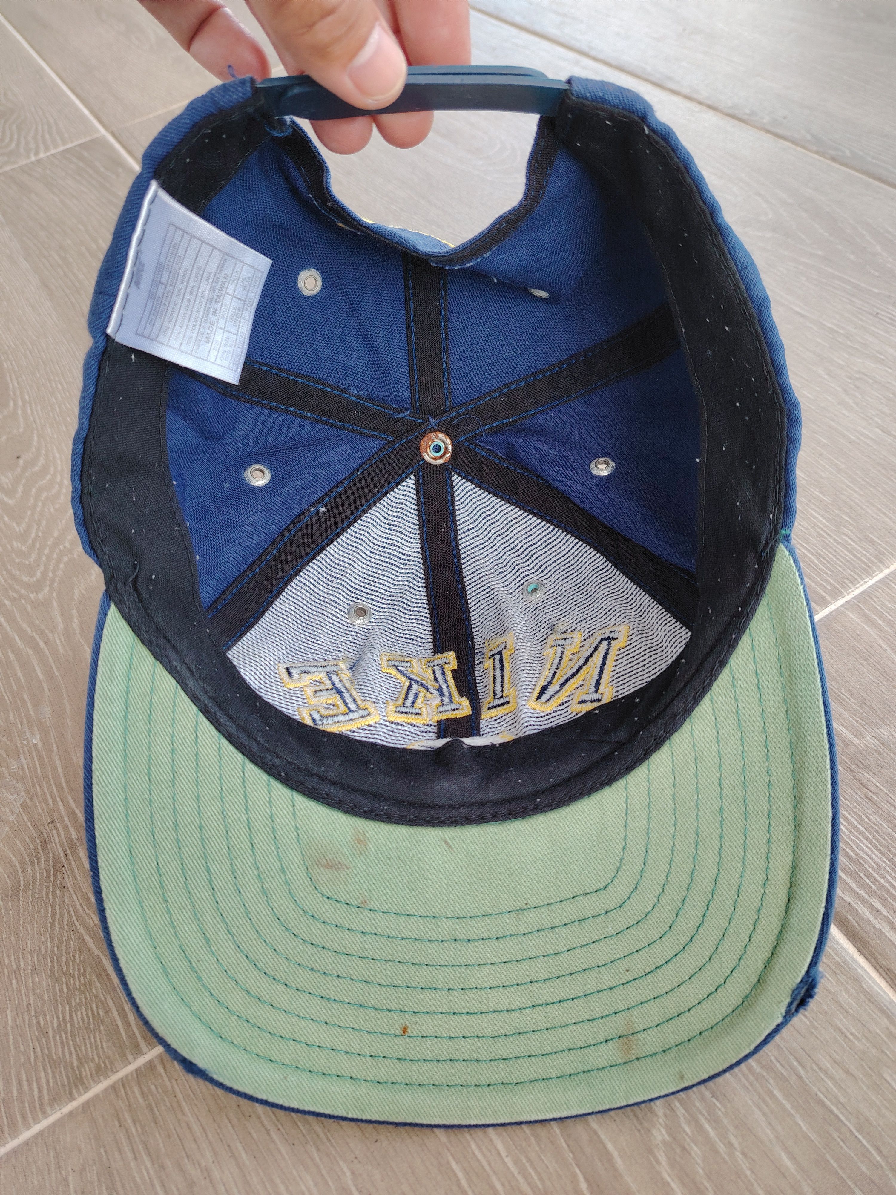 Nike Vintage 90's Nike Emboidered Distressed Faded Hat Size ONE SIZE - 7 Thumbnail