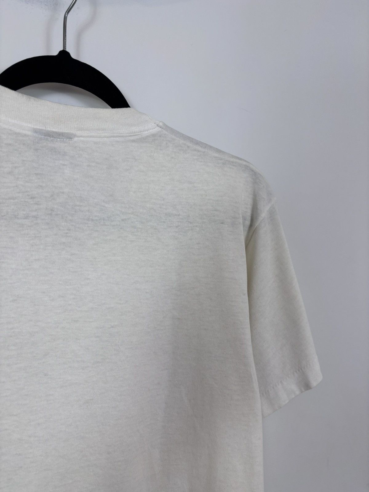 Vintage Vintage 1990s Kim’s Karate USA White Single Stitch T-Shirt Size US L / EU 52-54 / 3 - 17 Thumbnail
