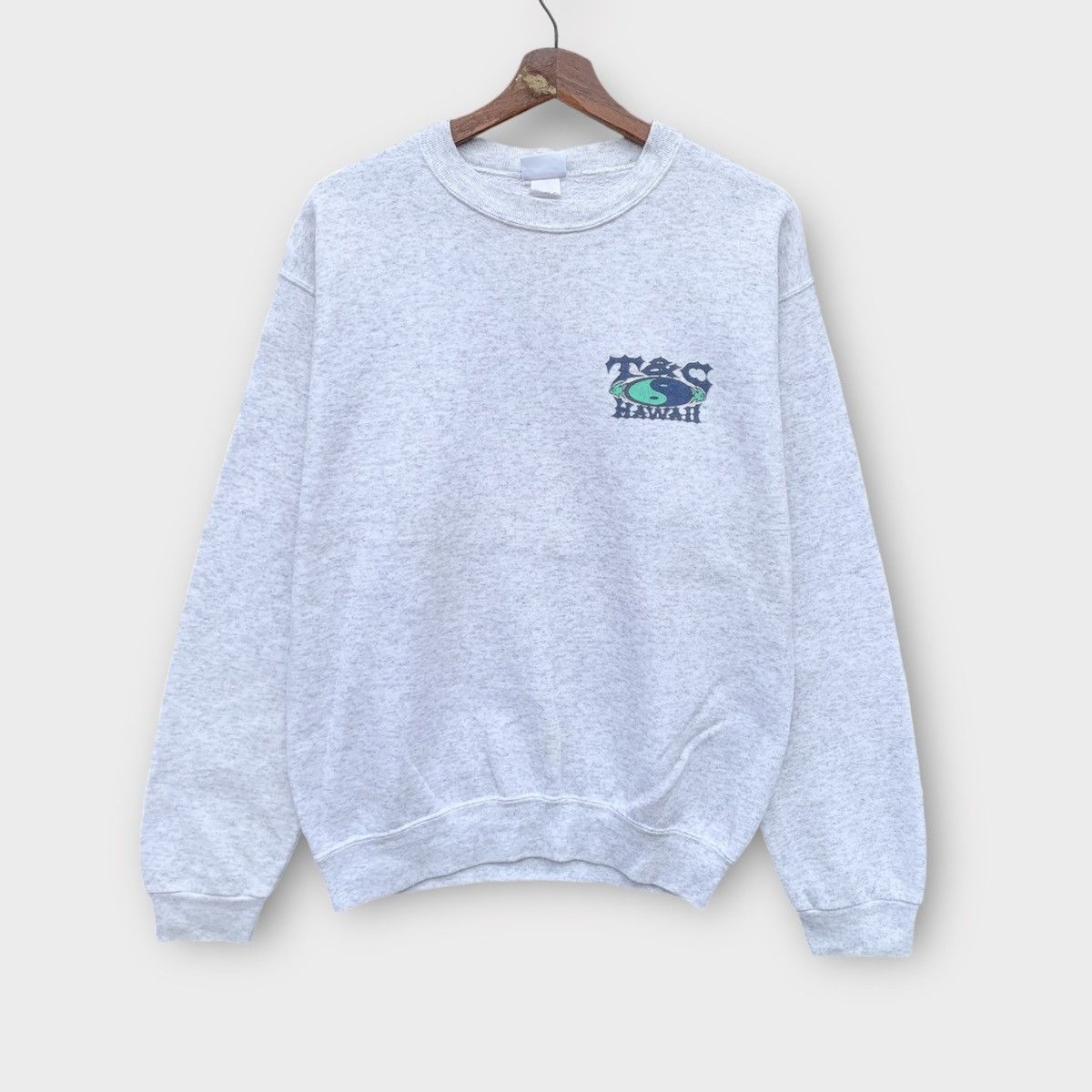 Sun Surf VINTAGE T&C SURF DESIGNS HAWAII 90s STYLE GRAPHICS CREWNECK Size US M / EU 48-50 / 2 - 2 Thumbnail