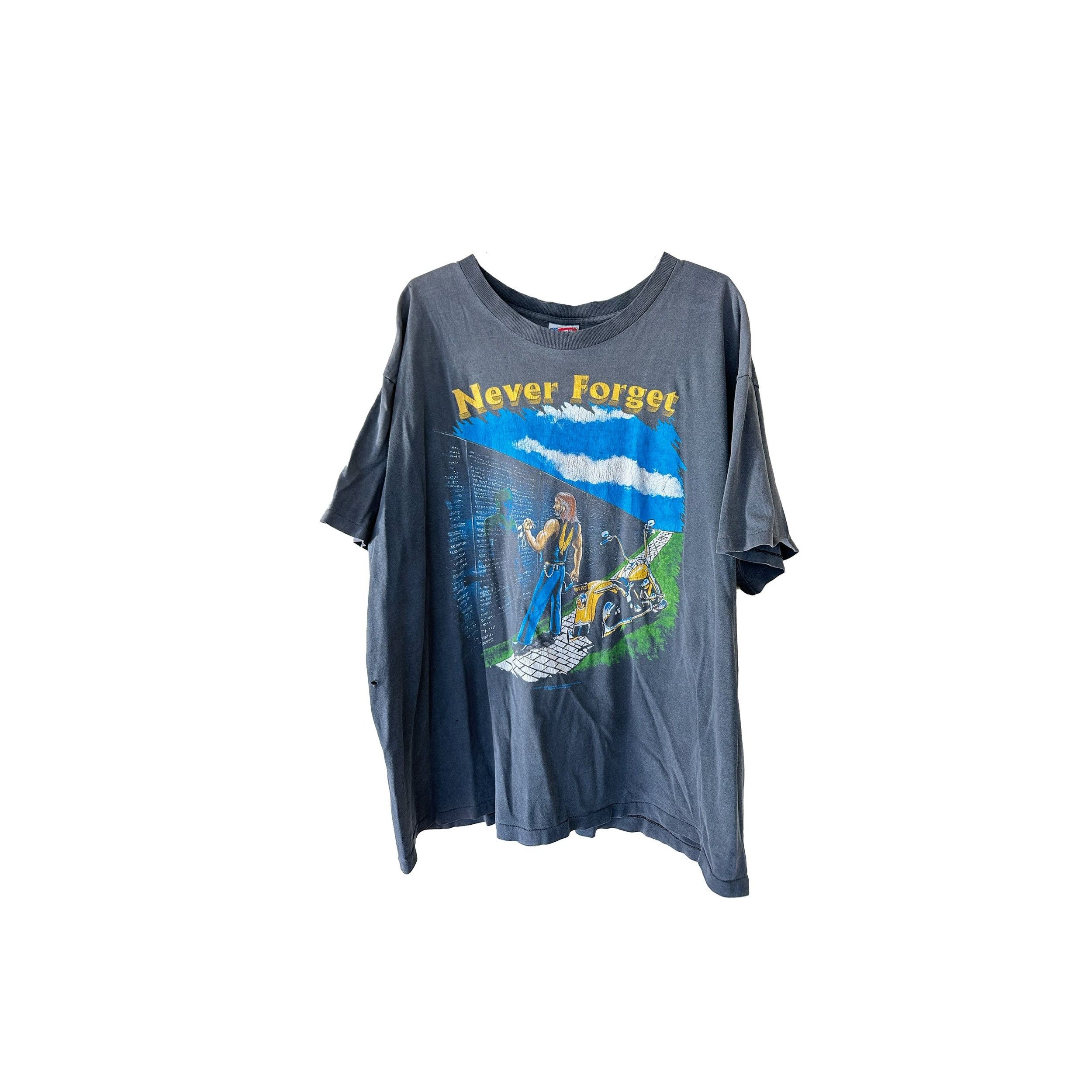Vintage Never Forget Biker Tee Size US XL / EU 56 / 4 - 1 Thumbnail