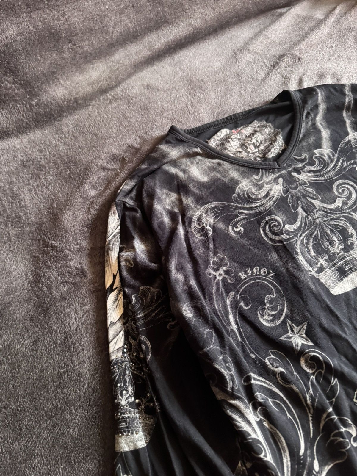 Vintage Vintage Affliction long sleeve with rhinestones y2k Japaness Size US S / EU 44-46 / 1 - 2 Thumbnail