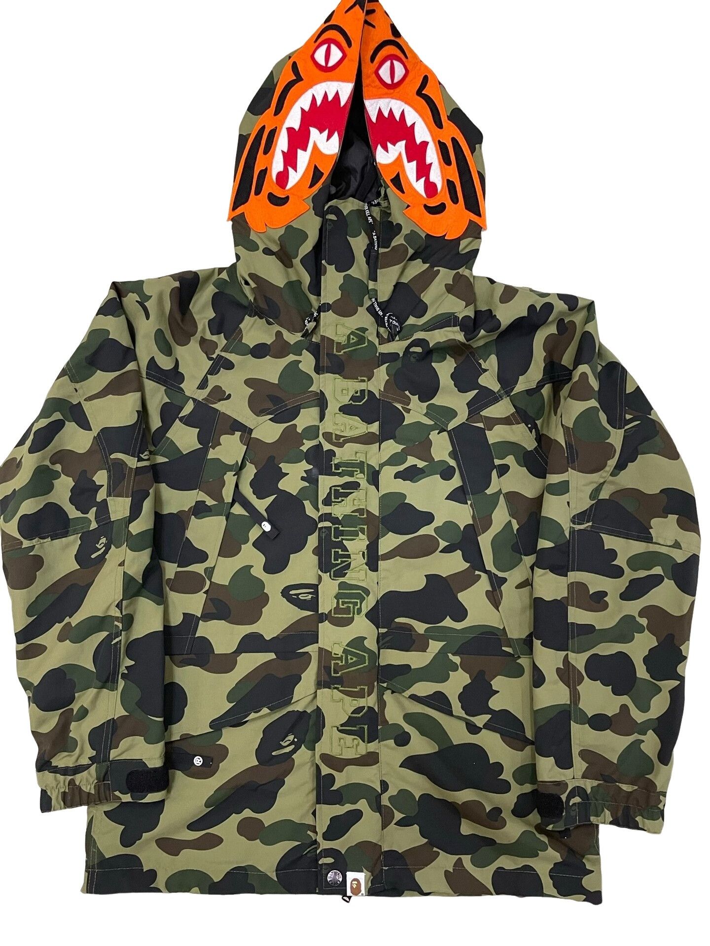 Bape BAPE Tiger Camo Windbreaker Size M Size US M / EU 48-50 / 2 - 1 Thumbnail