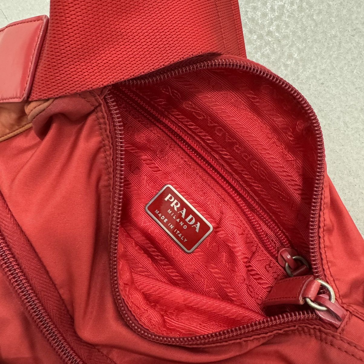 Prada Prada nylon bag 💼 vintage Size ONE SIZE - 3 Thumbnail