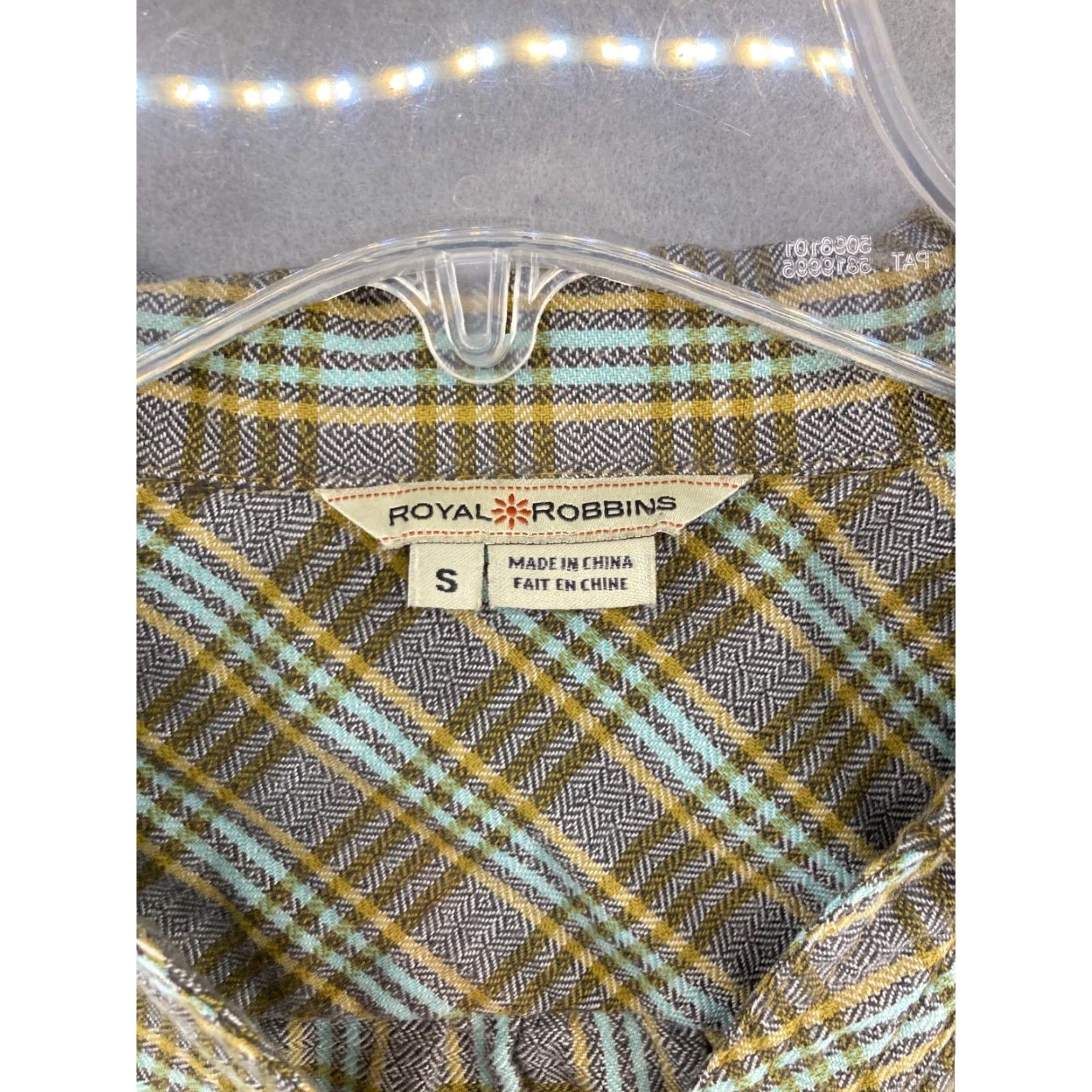 Royal Robbins Royal Robbins Womens Blouse Small Plaid Ombre Outdoor Shirt Adult Small Blue Cotton Polyester Flannel 90s Theme Outdoor Womens Size S / US 4 / IT 40 - 5 Thumbnail