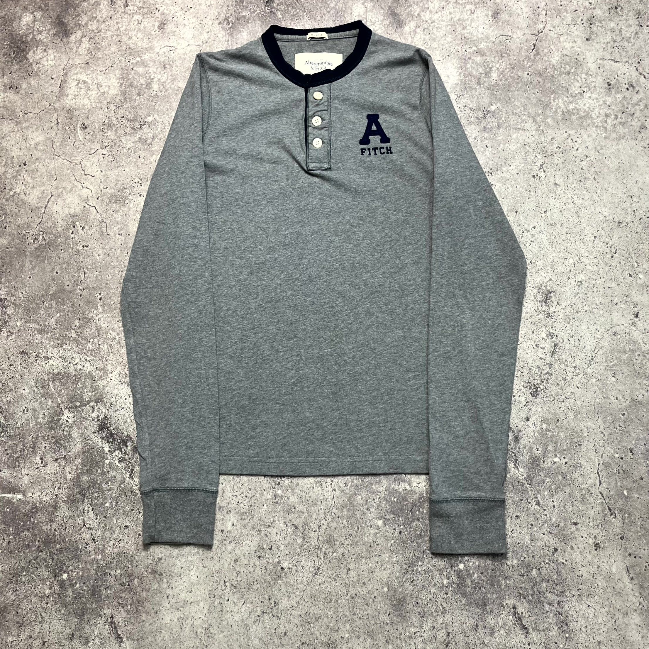 Abercrombie & Fitch Y2K Abercrombie & Fitch Muscle Gray Long Sleeve Size XL Size US XL / EU 56 / 4 - 1 Thumbnail