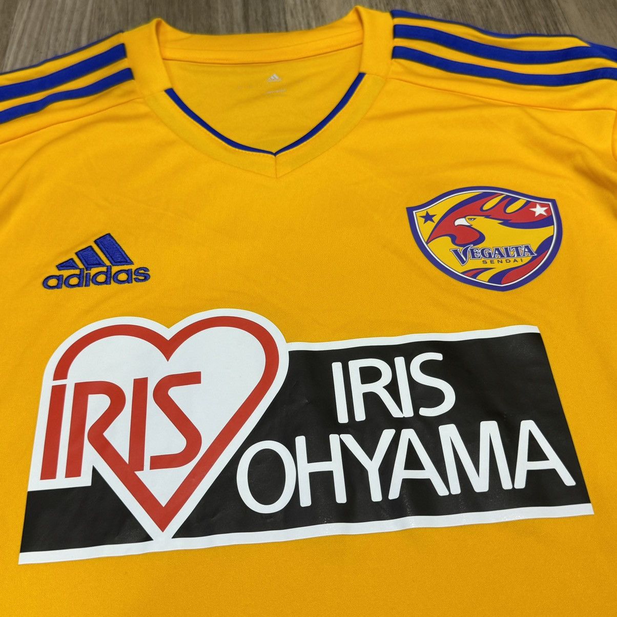 Adidas Vegalta sendai 2015 home shirt Size US M / EU 48-50 / 2 - 3 Thumbnail