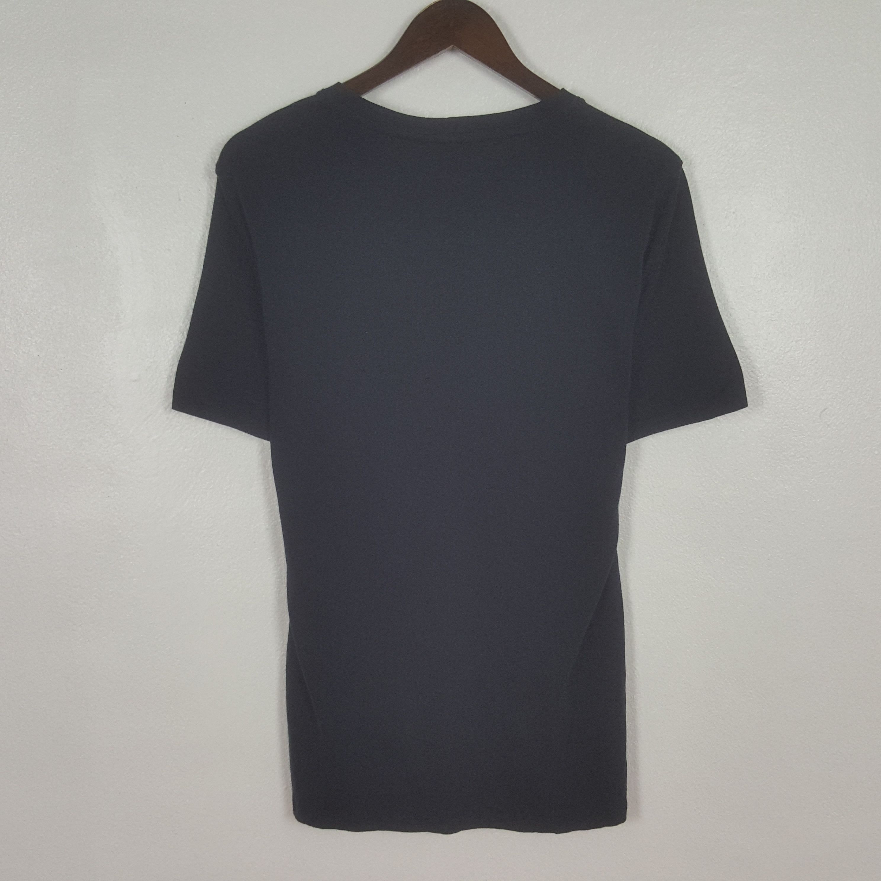Burberry Vintage Burberry London Spell Out Nova Check Logo Tshirt Size US S / EU 44-46 / 1 - 3 Thumbnail