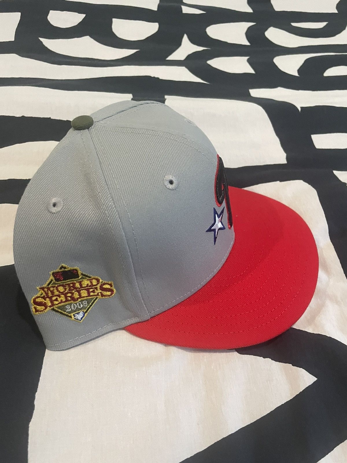 New Era Philadelphia Phillies Fitted 7 3/8 Size ONE SIZE - 2 Thumbnail