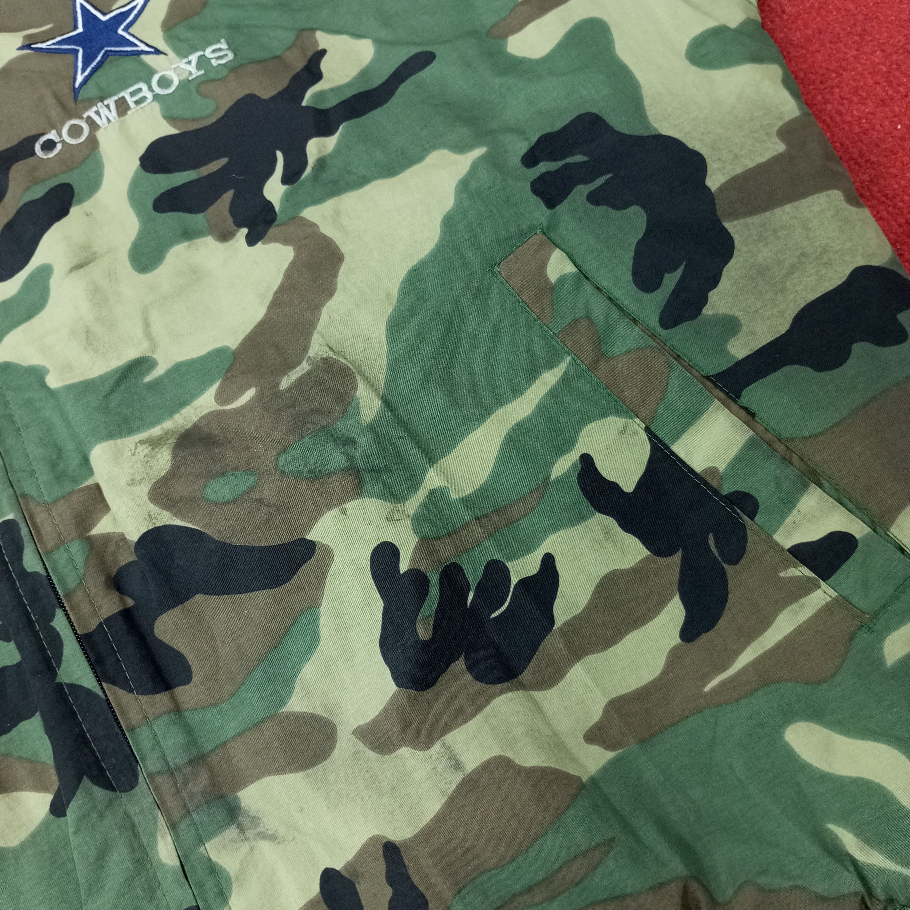 NFL Dallas Cowboys NFL Football Team Camo Jacket c250n7 Size US XXL / EU 58 / 5 - 8 Thumbnail
