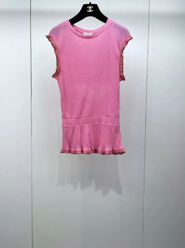 Chanel Chanel Pink thin knitted sleeveless Size XS / US 0-2 / IT 36-38 - 1 Thumbnail