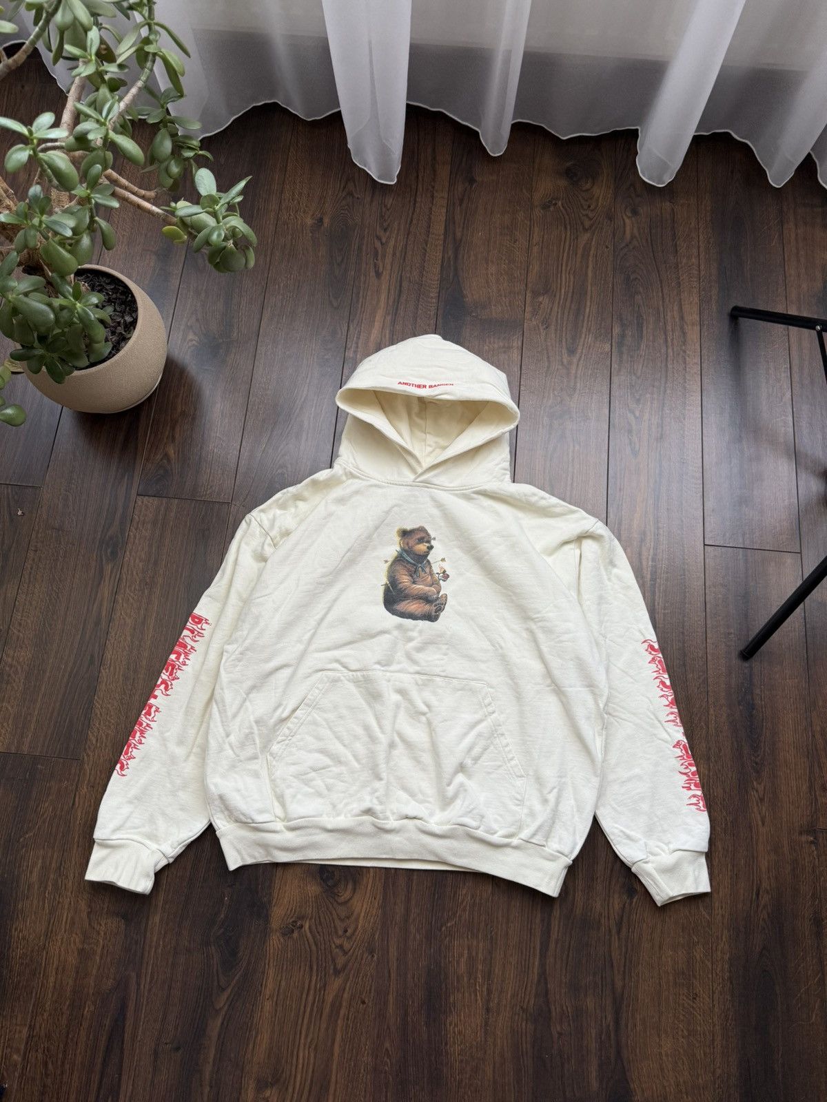 Places + Faces Places + Faces Big Logo Bear hoodie Size US XL / EU 56 / 4 - 2 Thumbnail