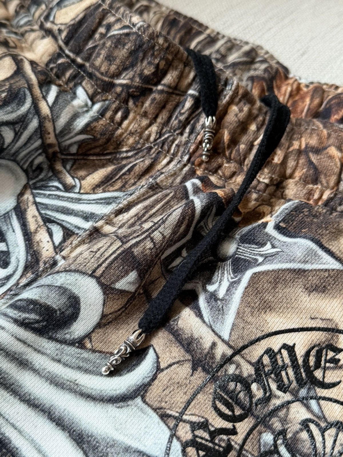 Chrome Hearts Chrome Hearts Nocta Drake sample camo sweatpants Size US 32 / EU 48 - 4 Thumbnail