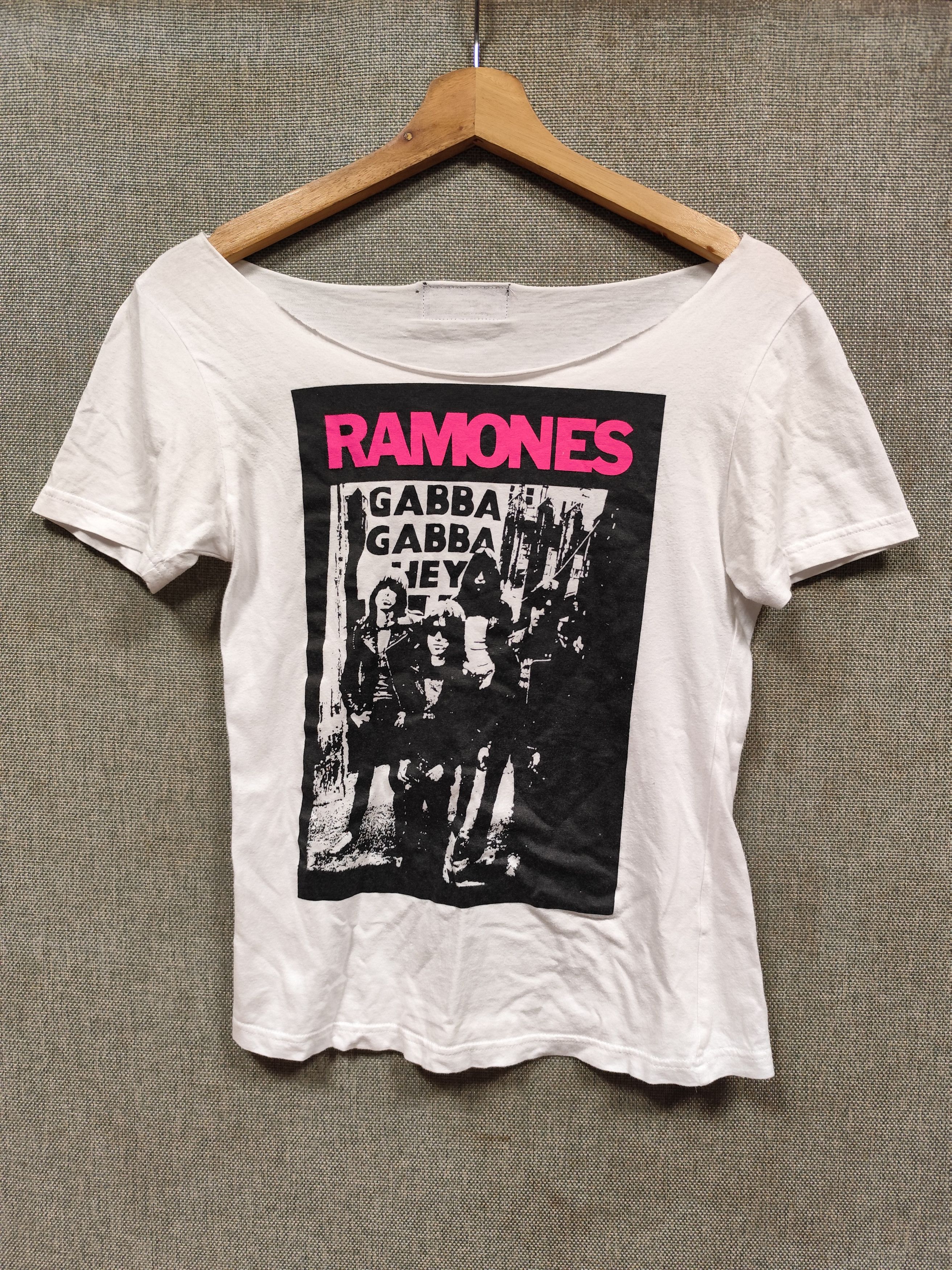 Sexy dynamite london ramones gabba gabba hey