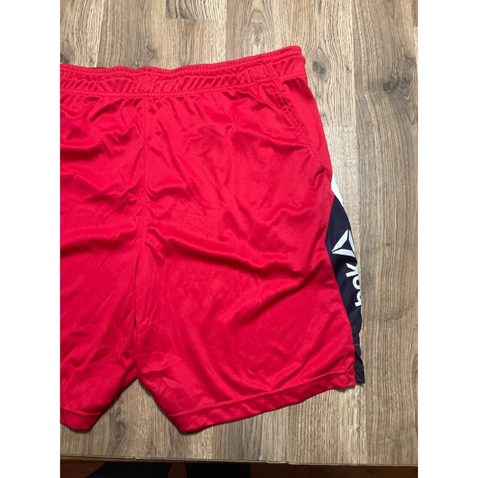Reebok Reebok Shorts Men 2XL Pull On Athletic White Red Solid Casual Sportswear Mens Size US 39 - 4 Thumbnail