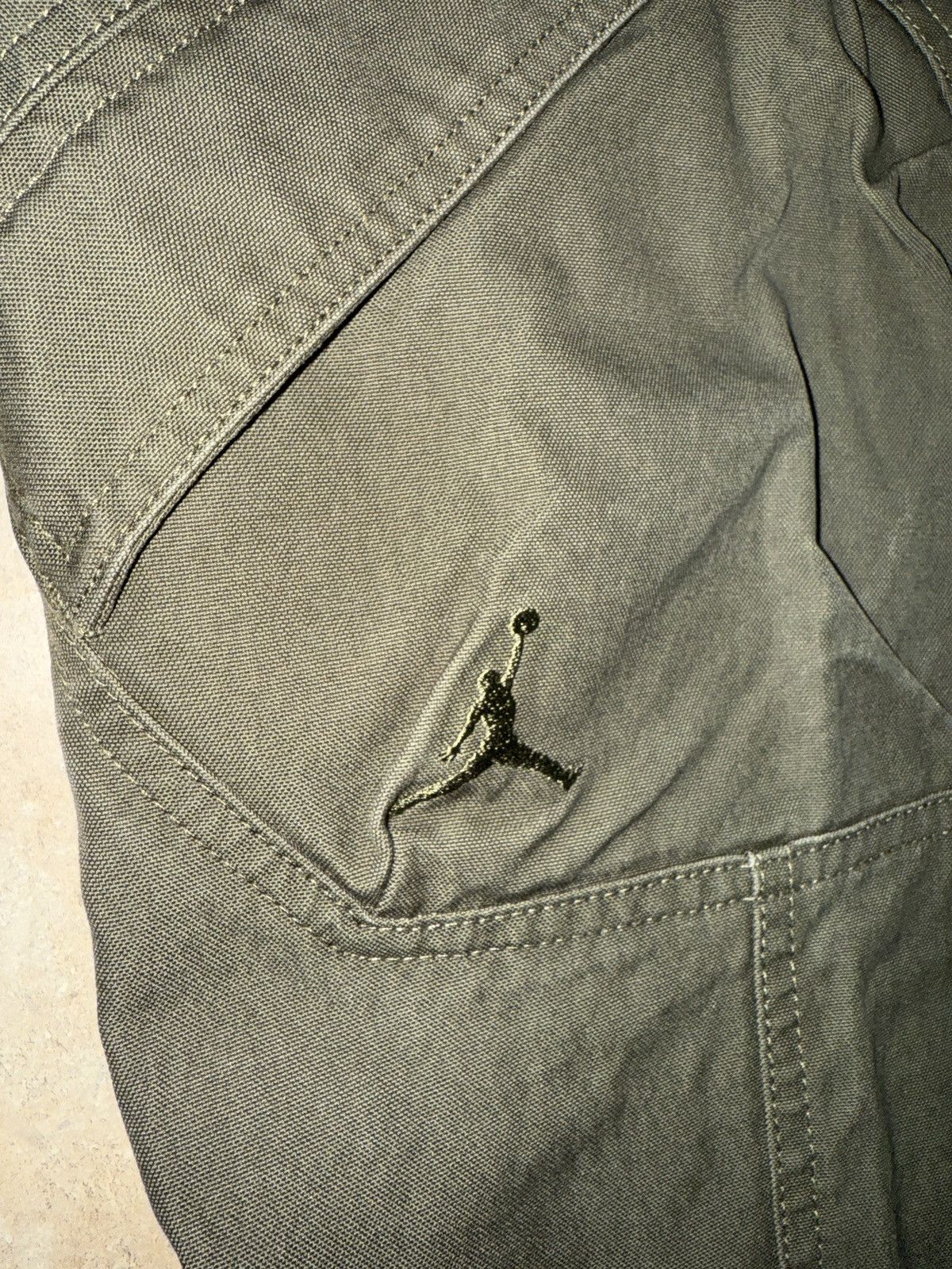 Jordan Brand Jordan Mens size small Cargo Pants Size US 30 / EU 46 - 2 Thumbnail