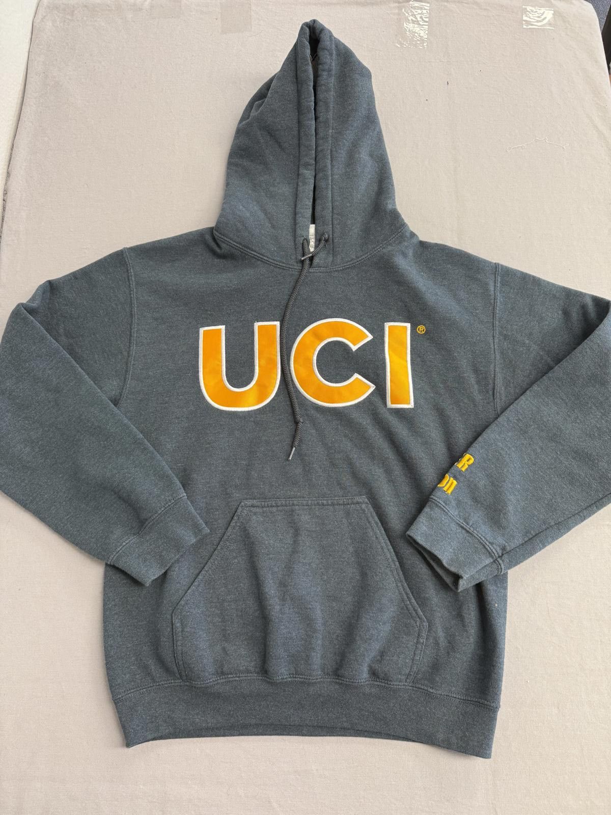 Gildan UCI Hoodie University of Irvine Anteater on Hood! - S Size US S / EU 44-46 / 1 - 1 Thumbnail