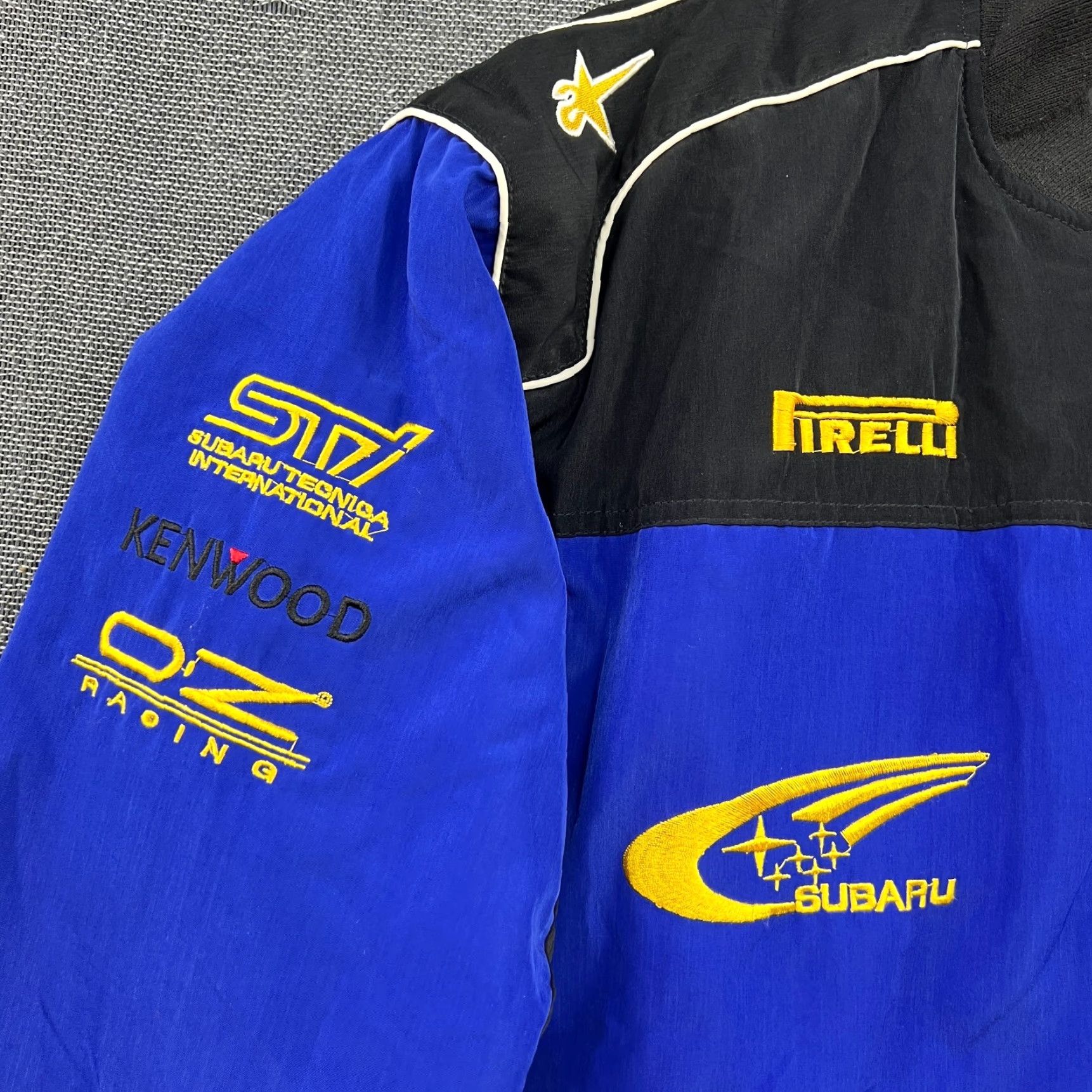 Vintage Subaru World Rally Team 555 STI Mens Jacket 2XL Racing WRC Black Blue Shirt Size US XXL / EU 58 / 5 - 3 Thumbnail