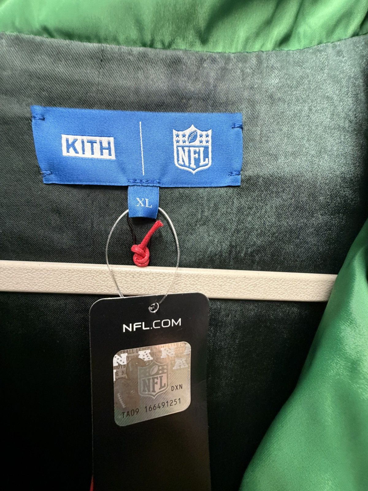 47 Brand × Kith Kith x 47 brand x NFL - Eagles Coaches Jacket - XL Size US XL / EU 56 / 4 - 5 Thumbnail