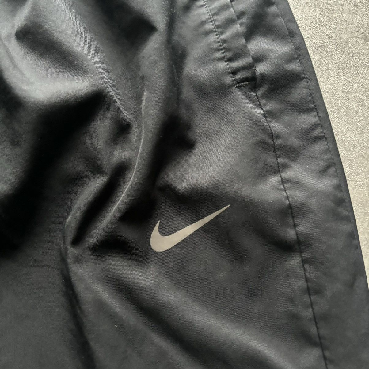 Nike Black nike dri fit yoga pants Size US 28 / EU 44 - 2 Thumbnail