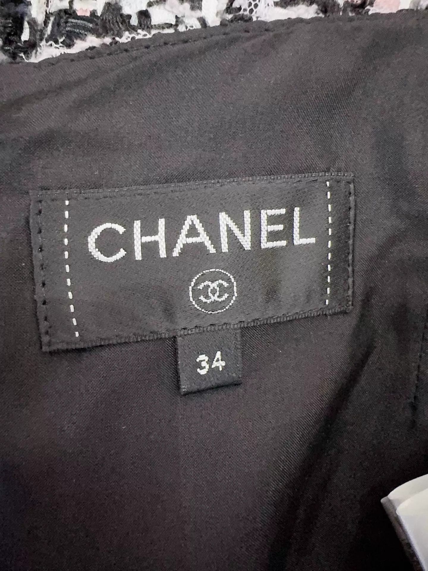 Chanel Chanel 23P Tweed Skirt Women's Size 34 Like New Size 25" / US 0 / IT 36 - 4 Thumbnail