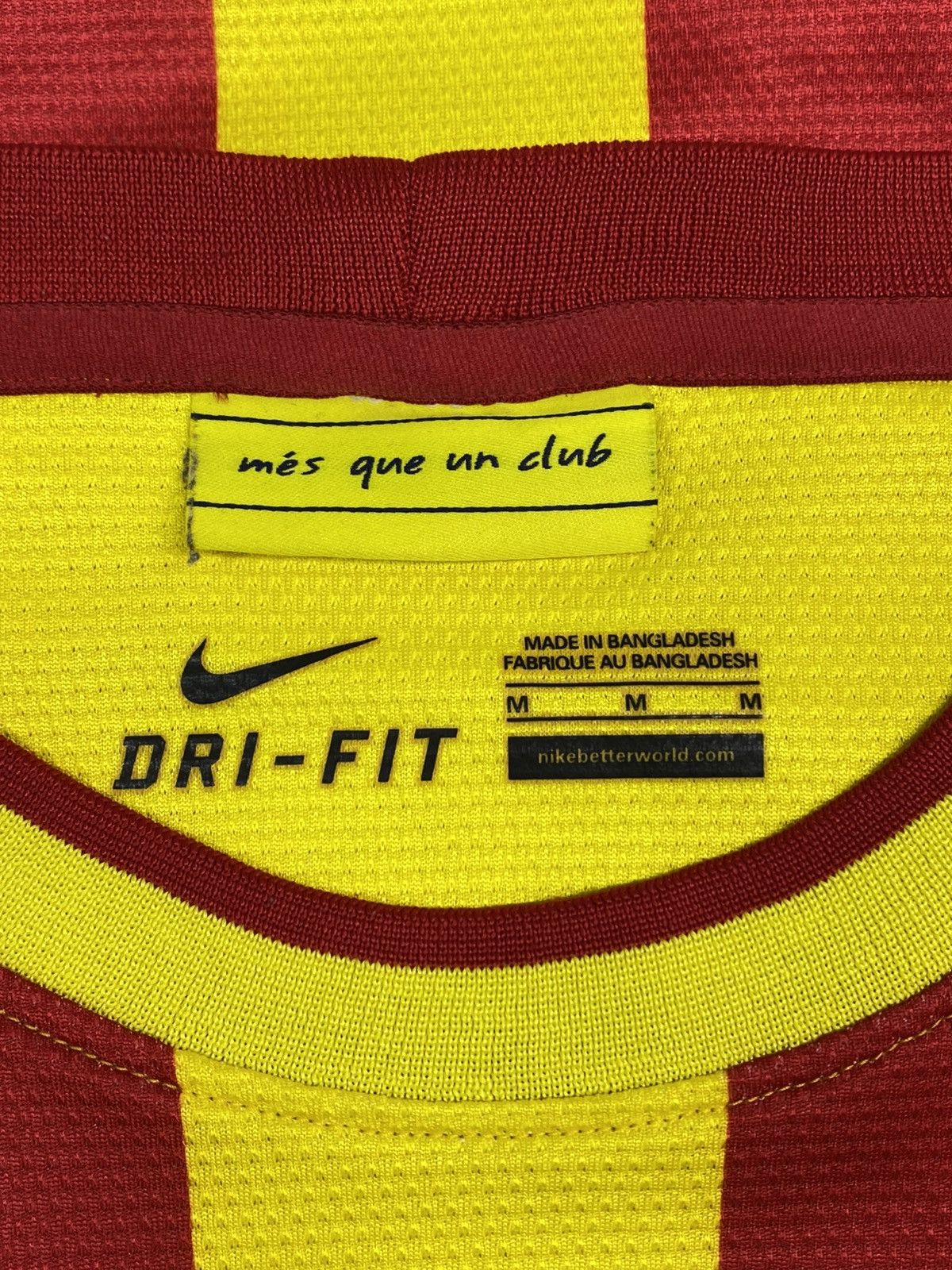 Nike Nike FC Barcelona 2013/14 Away Soccer Jersey Messi Era Size US M / EU 48-50 / 2 - 19 Thumbnail