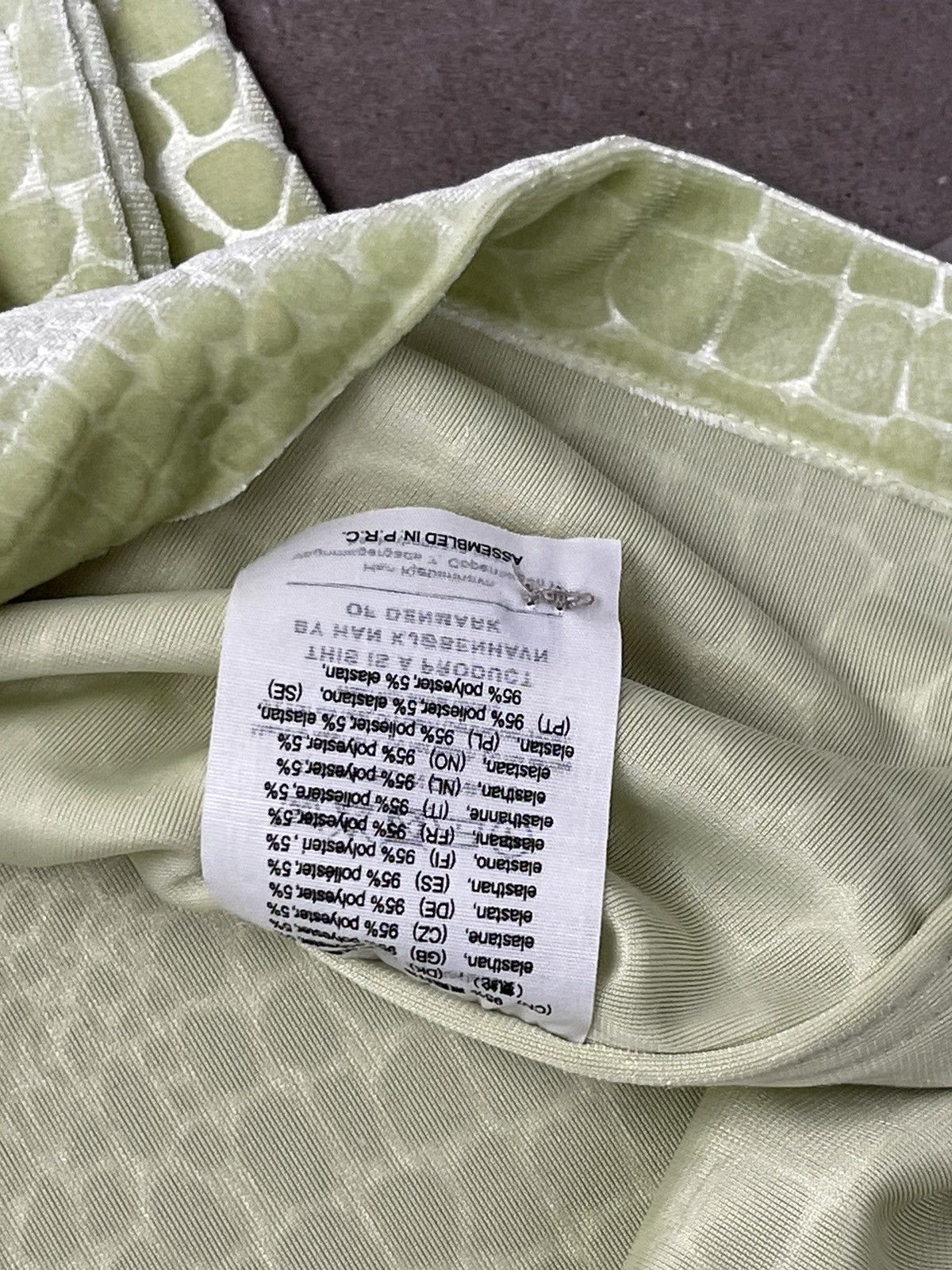 Han Kjobenhavn !DS! SS21 Han Kjobenhavn Pale Green Croc Skin Summer Shirt Size US M / EU 48-50 / 2 - 23 Thumbnail