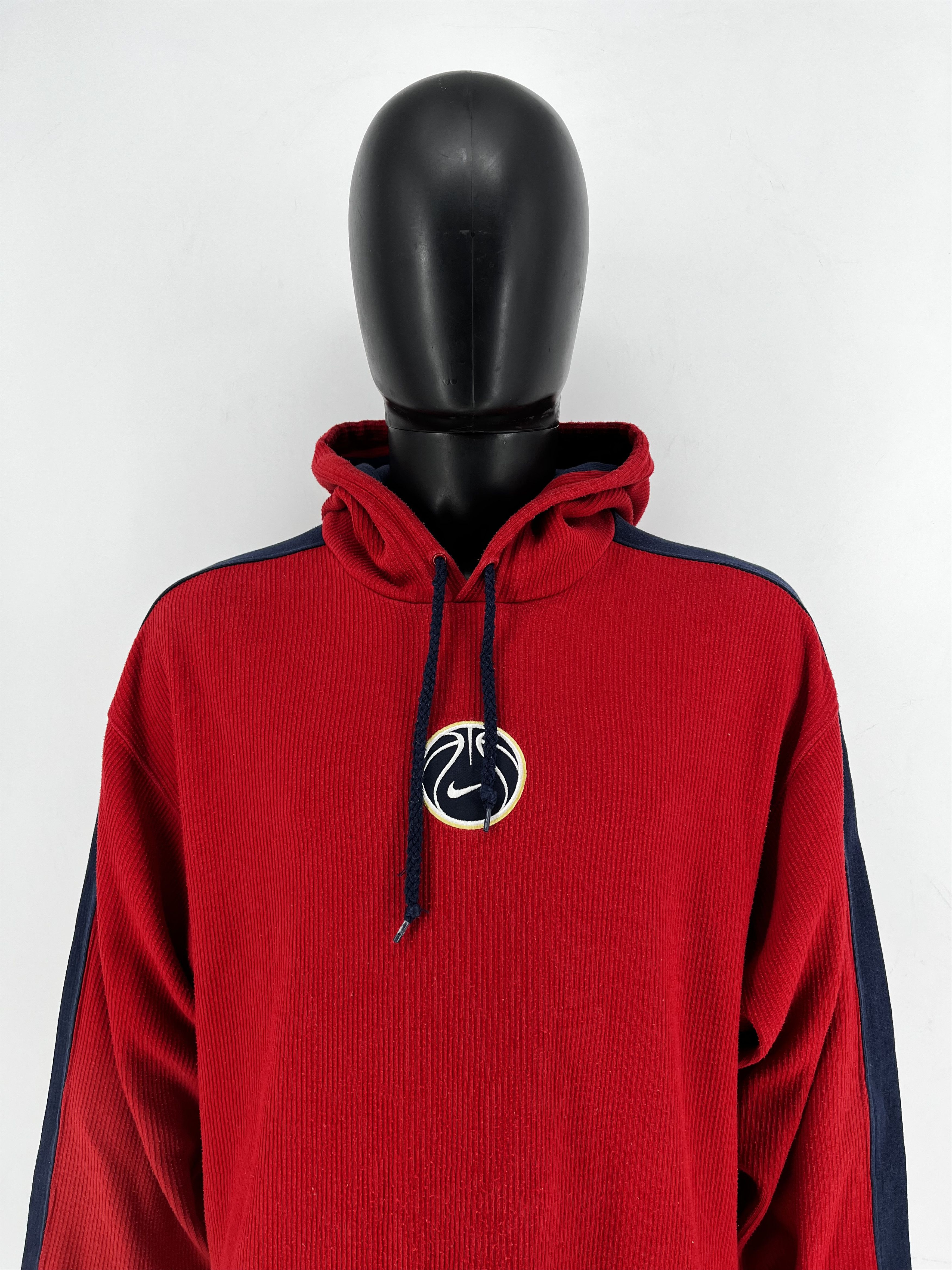 Nike Rare Vintage Nike Hoodie – Essential 2000s Streetwear (L) Size US L / EU 52-54 / 3 - 1 Thumbnail
