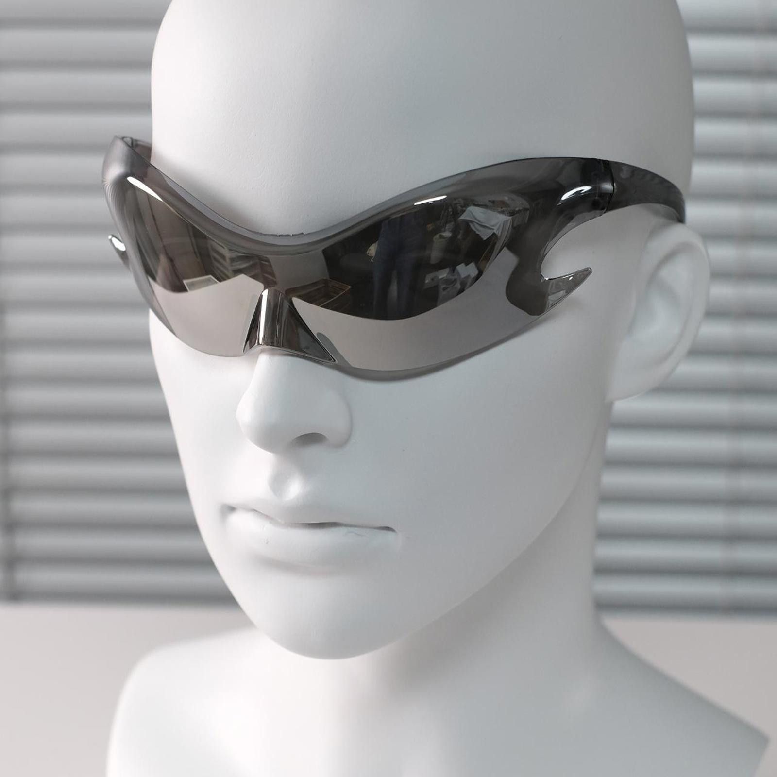 Japanese Brand Y2k Vtg Avant Garde Futuristic Sliver Sunglasses Unisex OS Size ONE SIZE - 1 Thumbnail