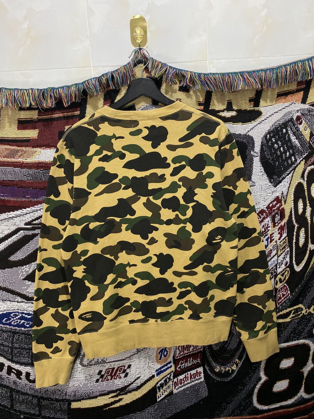 Bape 1st Camo Crewneck Size US M / EU 48-50 / 2 - 2 Thumbnail