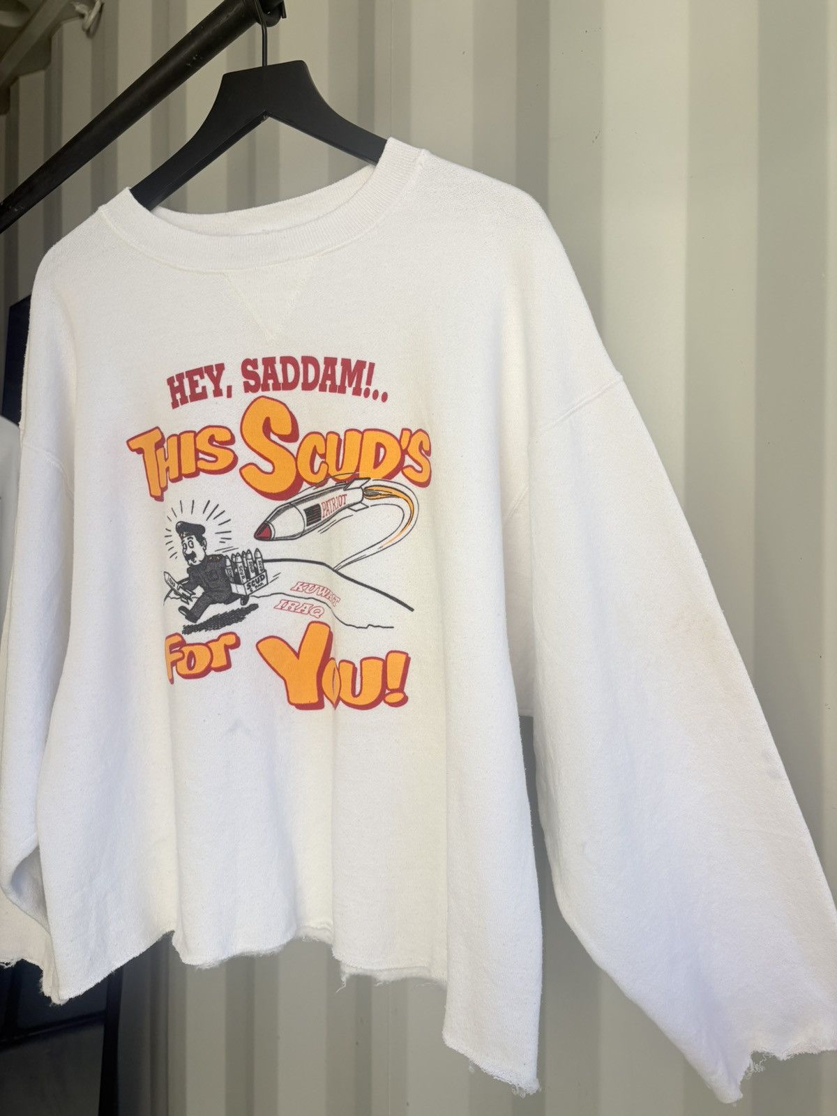Vintage Thrashed Hey Saddam Distressed Faded Sweatshirt Grunge Boxy Size US XL / EU 56 / 4 - 4 Thumbnail