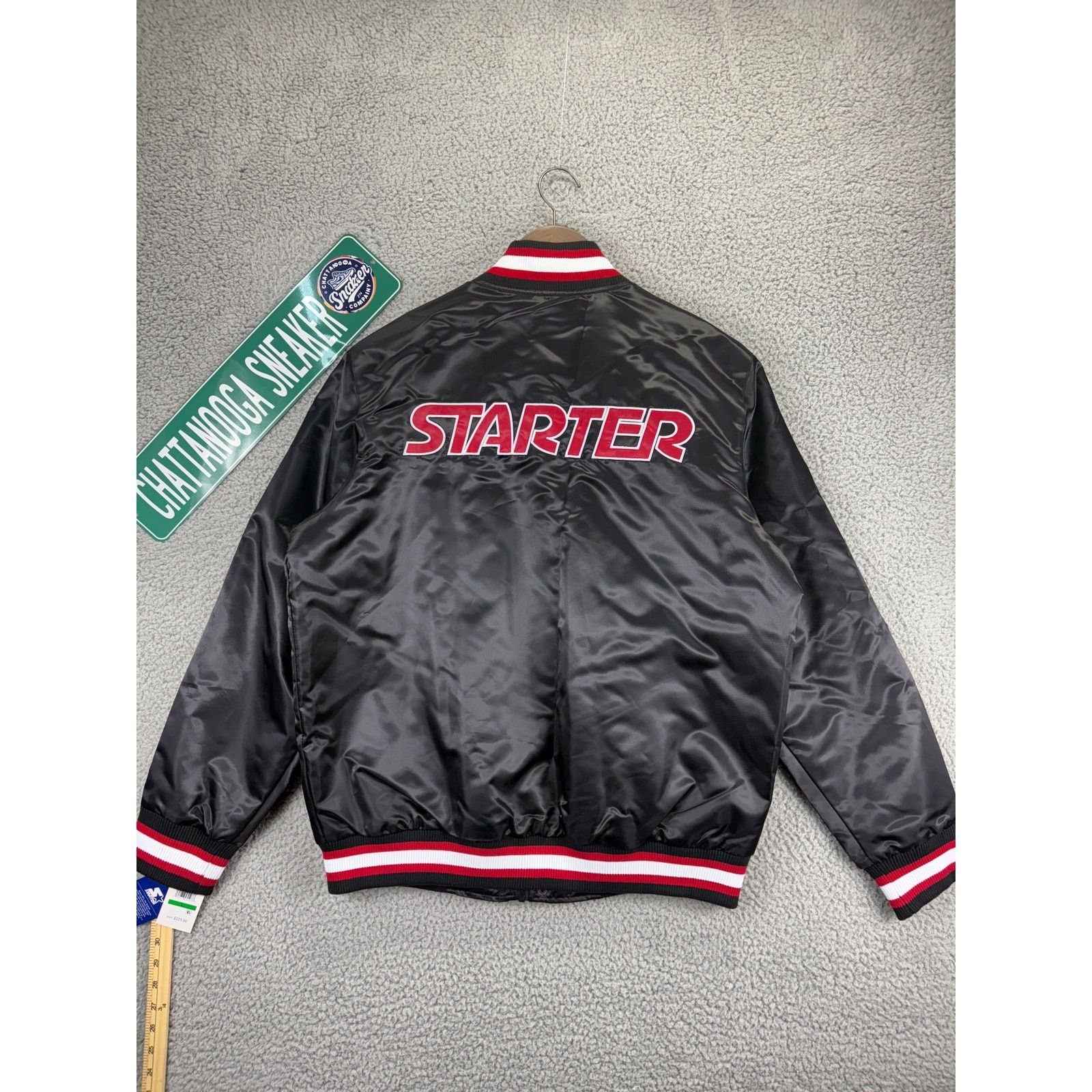 NFL Starter Retro Satin Varsity Bomber Jacket Mens Large Black Size US L / EU 52-54 / 3 - 7 Thumbnail