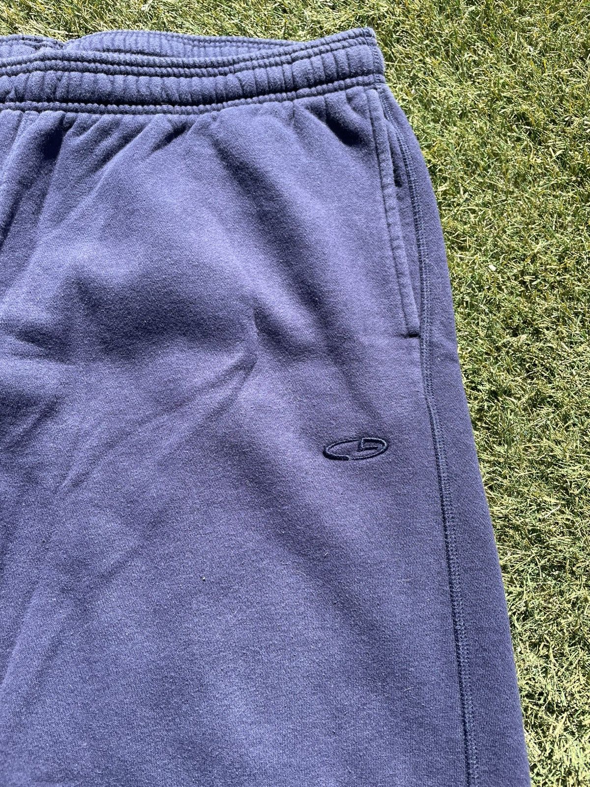 Champion Vintage 2000s Champion Active Jogger Sweatpants Size xl Size US 36 / EU 52 - 2 Thumbnail