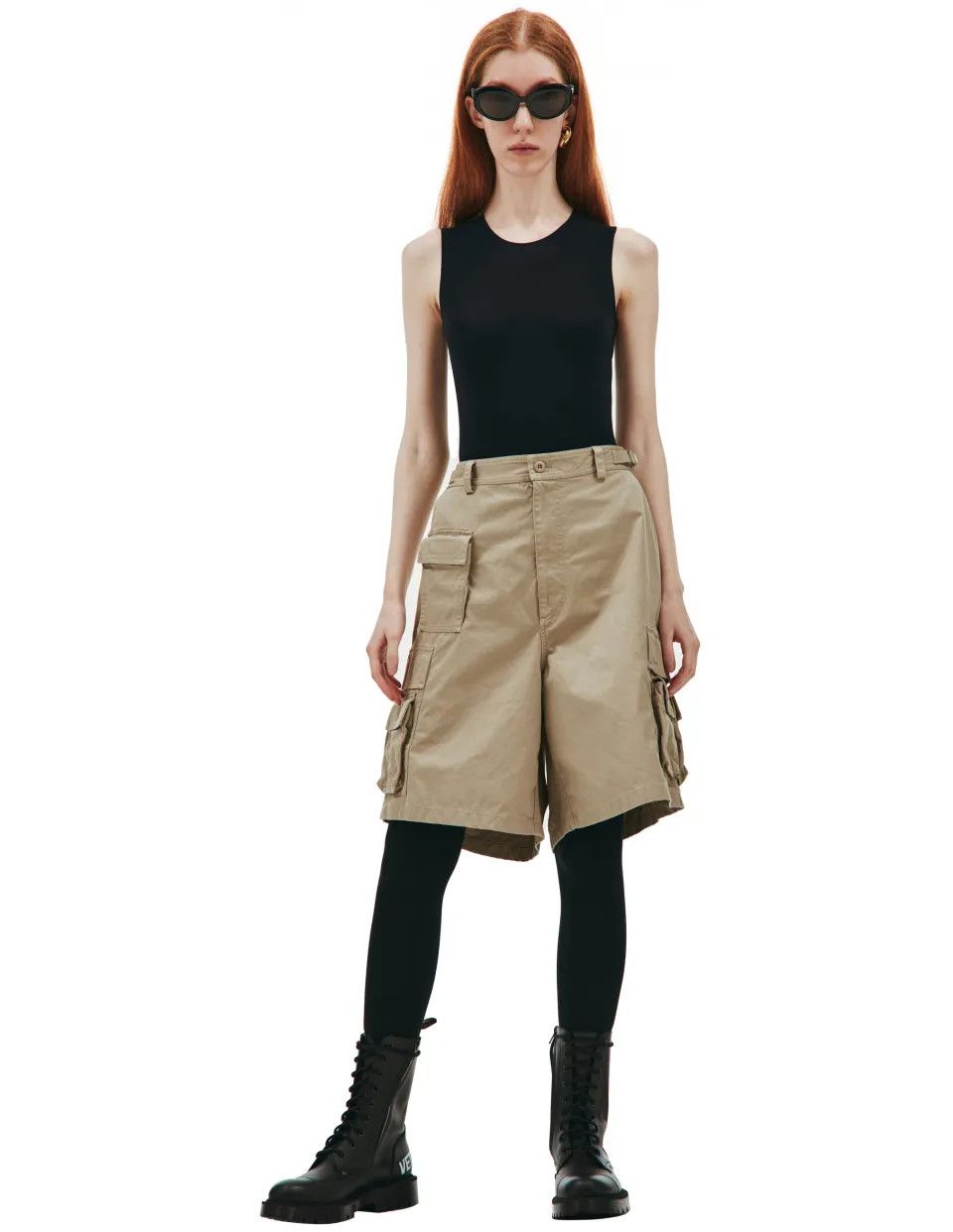 Balenciaga o1mt1gz0924 Cargo Shorts in Beige Size 32" / US 10 / IT 46 - 1 Thumbnail