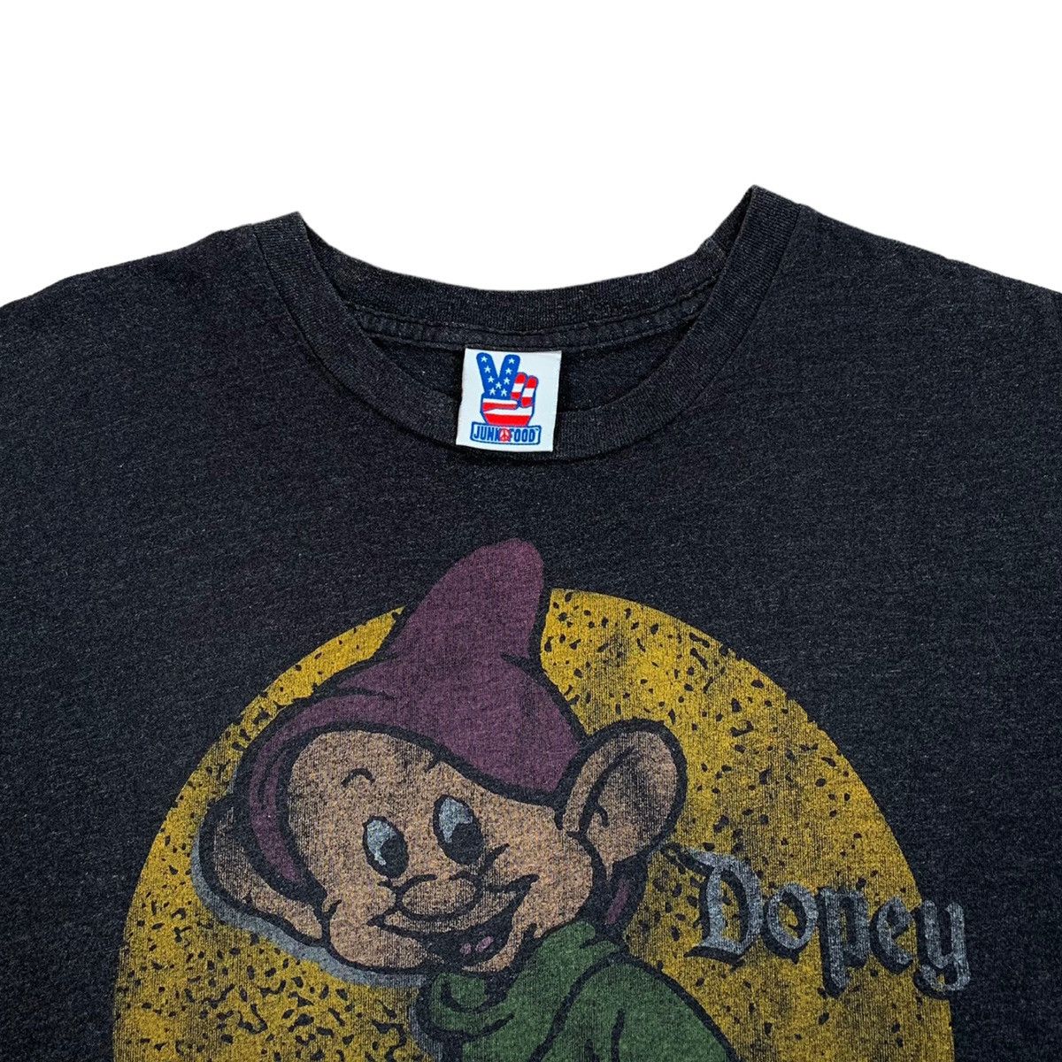 Vintage VTG Junk Food Disney Snow White & The 7 Dwarfs Dopey T Shirt ...