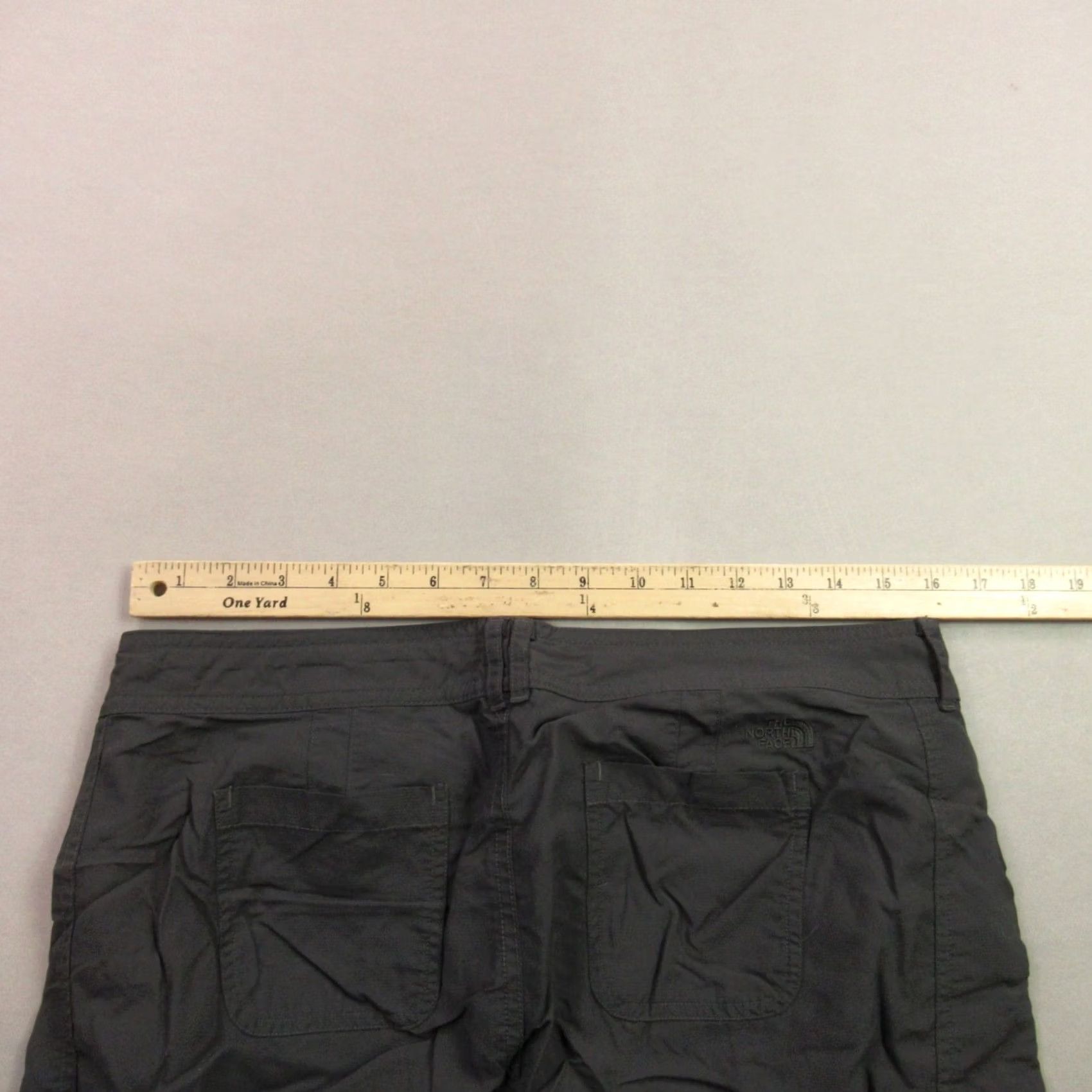 The North Face North Face Pants Womens 10 Straight Leg Gray Pockets Lightweight Capri Casual Size 32" / US 10 / IT 46 - 7 Thumbnail