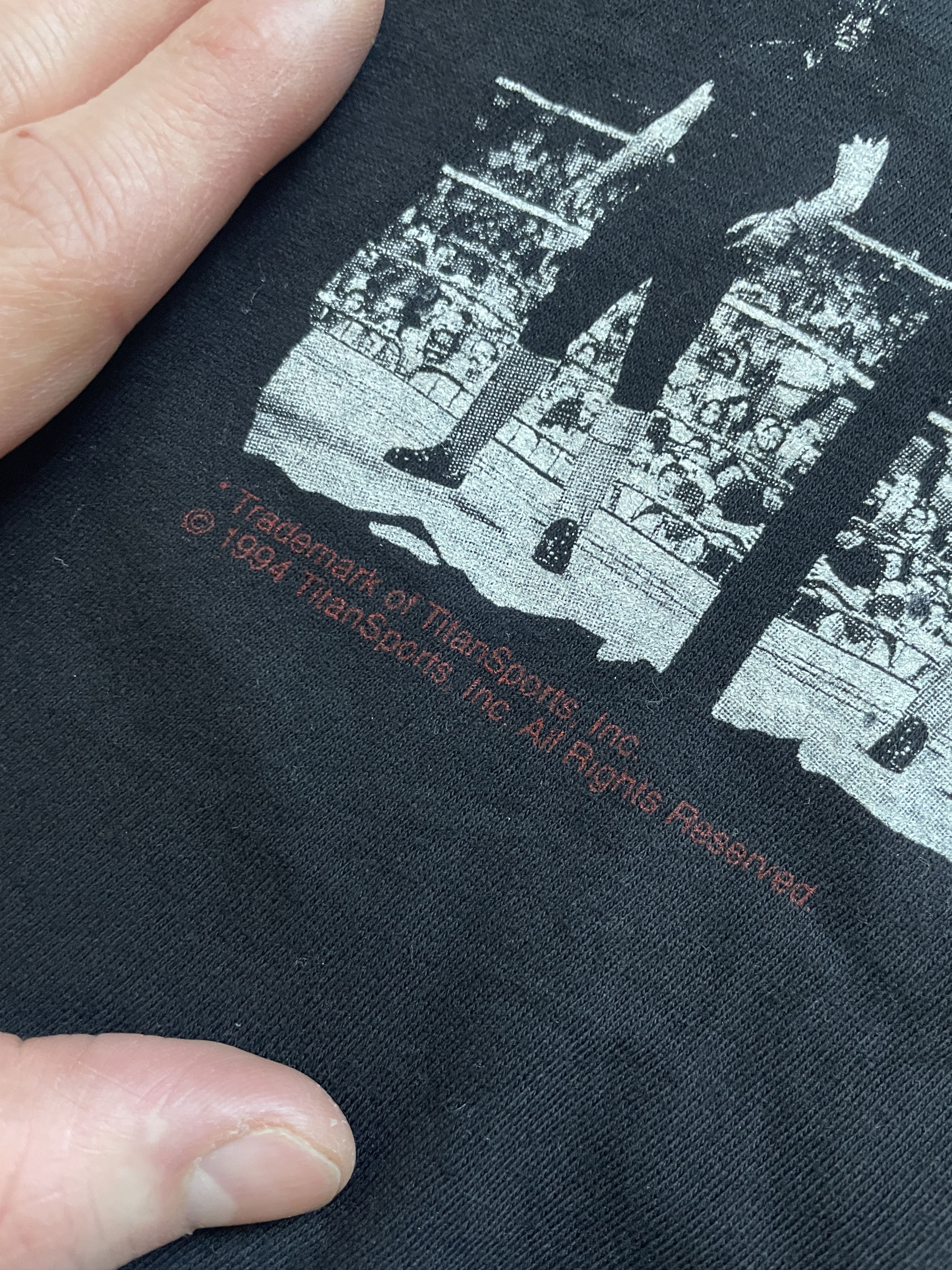 WWE VINTAGE 1994 WWE THE UNDERTAKER BODY COUNT SINGLE STITCH TEE Size US XL / EU 56 / 4 - 5 Thumbnail