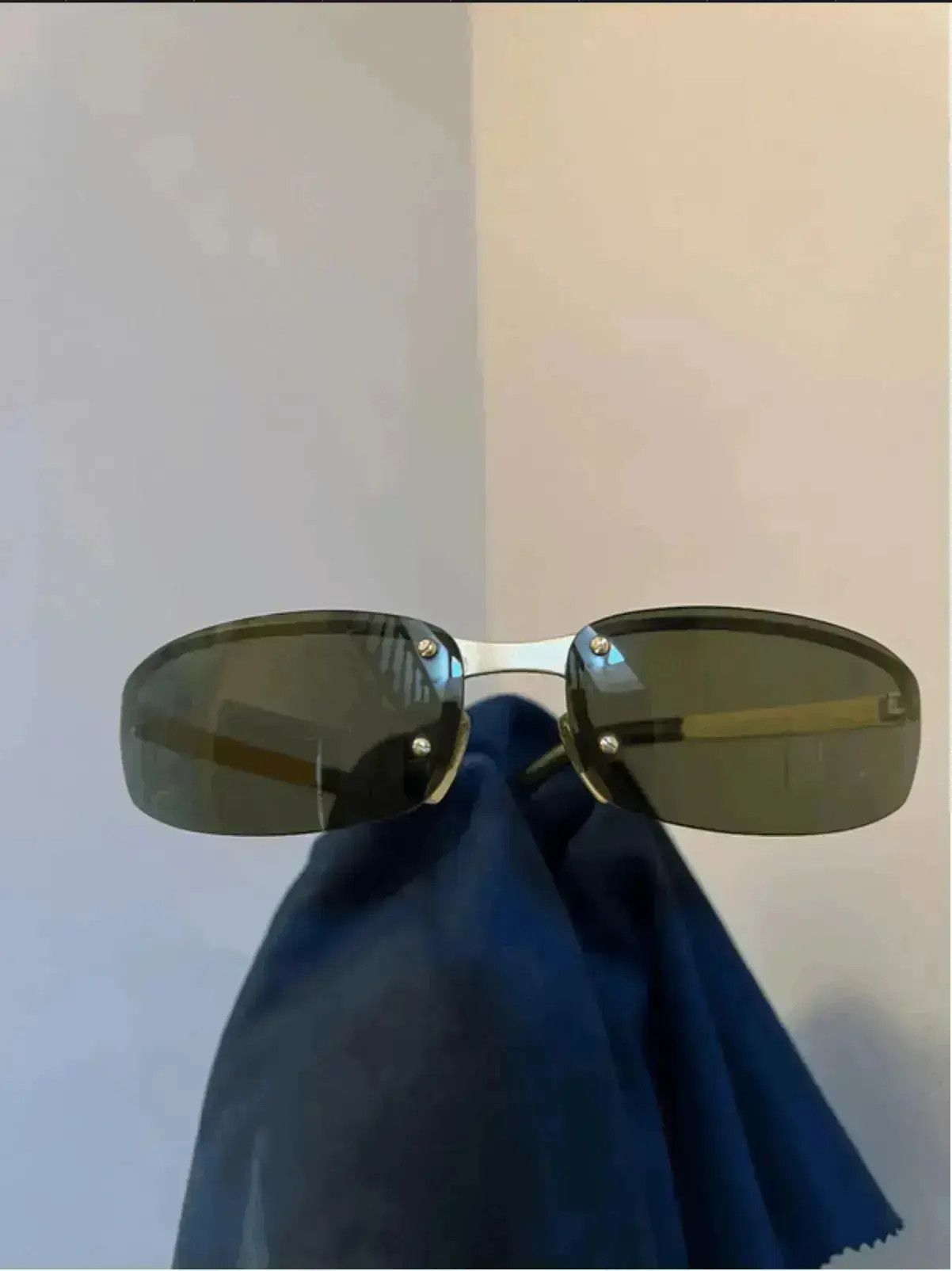 Versace × Versus Versace × Vintage VERSACE Versus Sunglasses Rimless Wrap Shield Sport 90s Size ONE SIZE - 1 Thumbnail