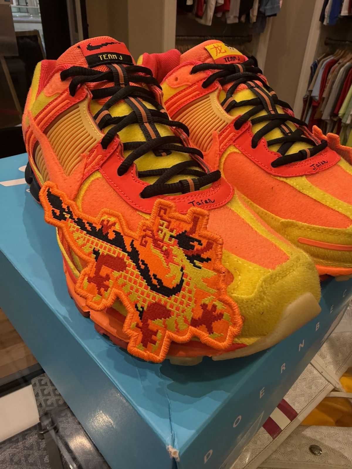 Nike Nike Vomero 5 ‘Doernbecher’ Size US 10 / EU 43 - 5 Thumbnail