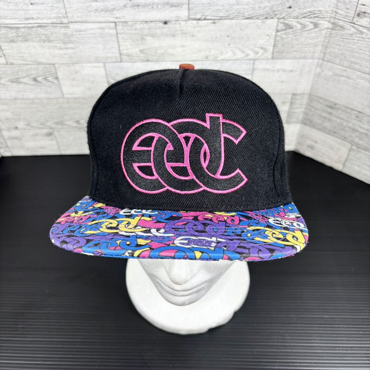 Other Insomniac EDC - Electric Daisy Carnival Snapback Hat Size ONE SIZE - 1 Thumbnail
