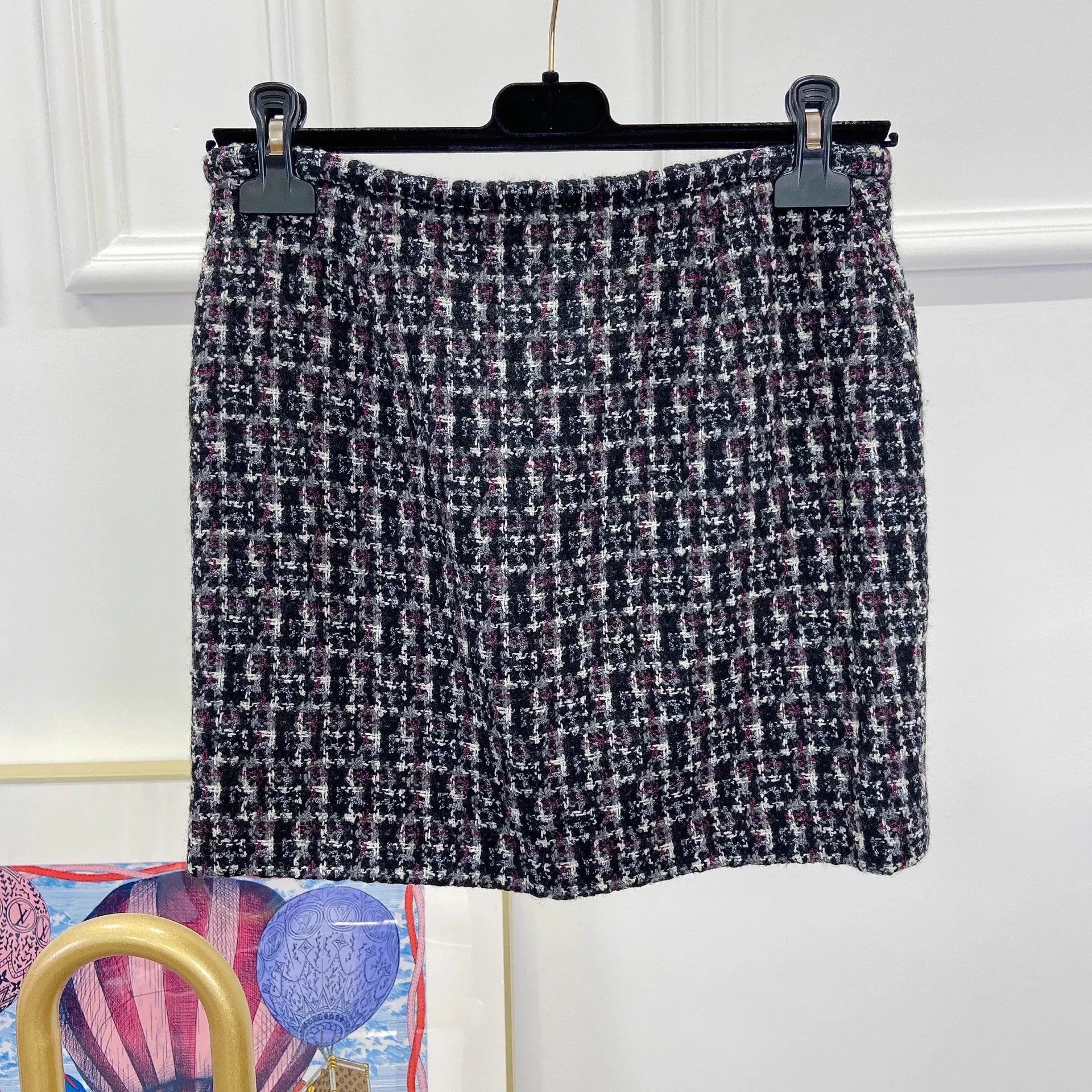 Chanel Chanel Gingham Skirt FR 36 Size 26" / US 2 / IT 38 - 2 Thumbnail