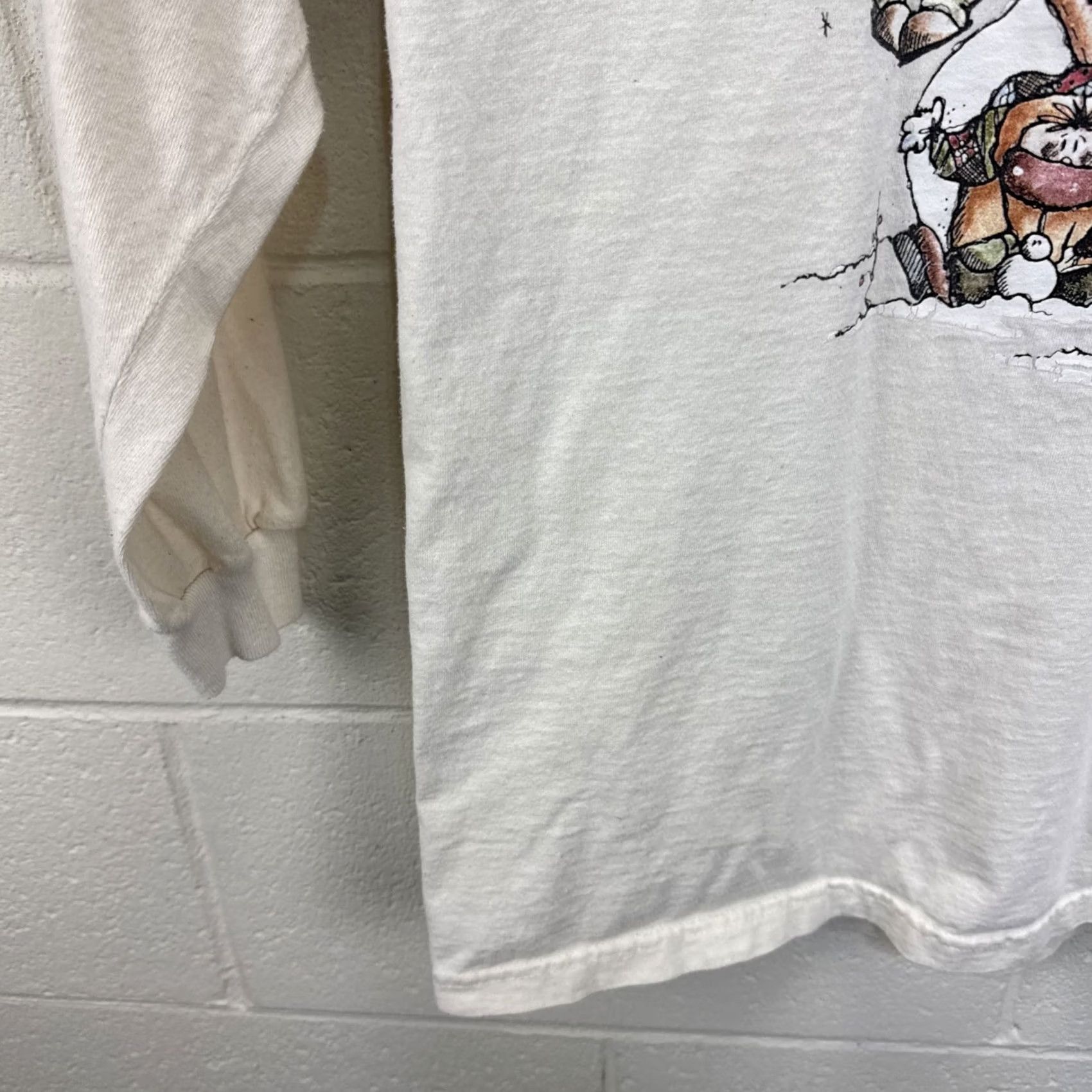 Vintage VINTAGE Snowman Shirt Long Sleeve Large Snowmen Melt Your Heart Sweetheart Beige 1990s Size L / US 10 / IT 46 - 7 Thumbnail