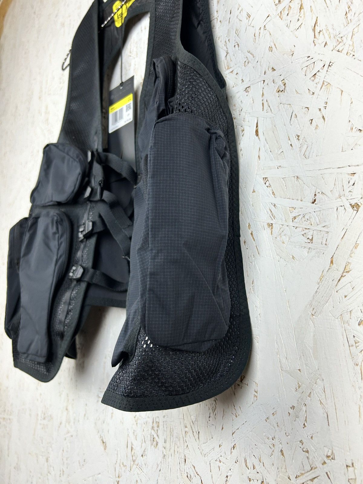 Nike NWT Nike ISPA Tech Vest S/M Black DV1146-010 Size US M / EU 48-50 / 2 - 4 Thumbnail