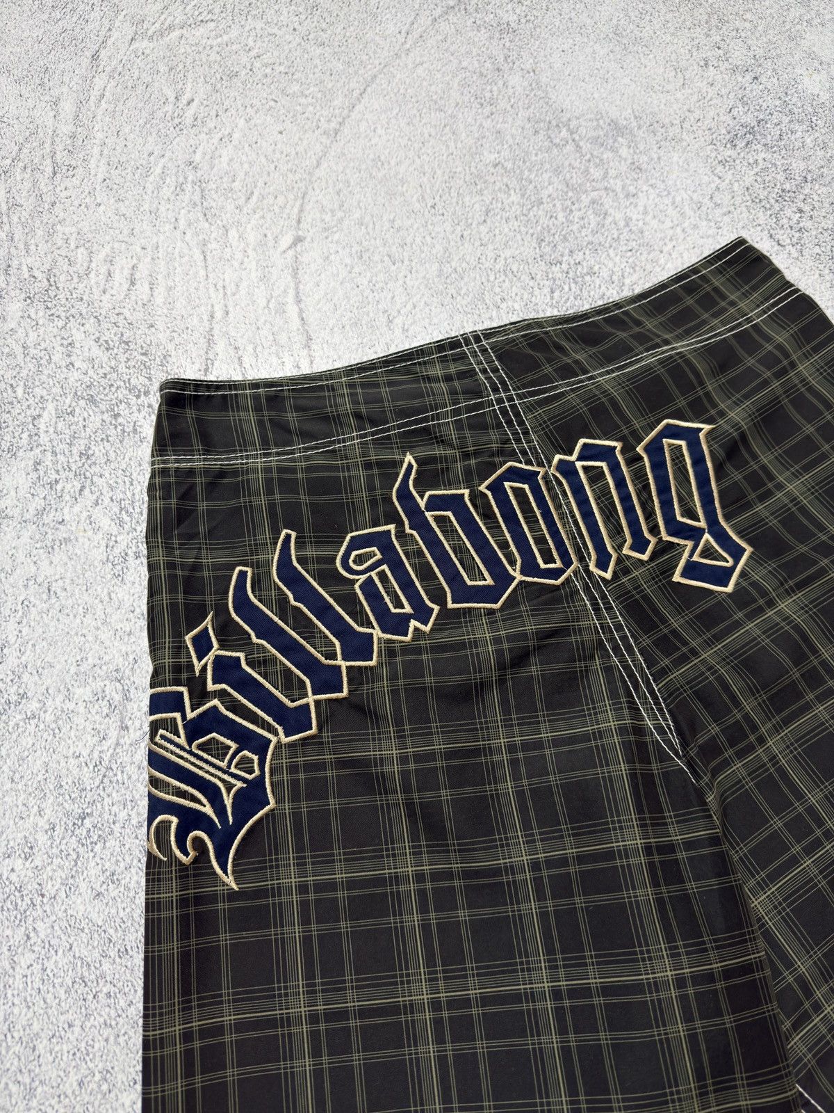 Billabong Vintage Y2K Billabong Surf Shorts Big Spellout Plaid Size US 34 / EU 50 - 2 Thumbnail