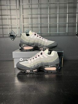 Nike Nike Air Max 95 OG "Big Bubble Pink Foam" (WMNS) - Size 7 Size US 7 / IT 37 - 2 Thumbnail