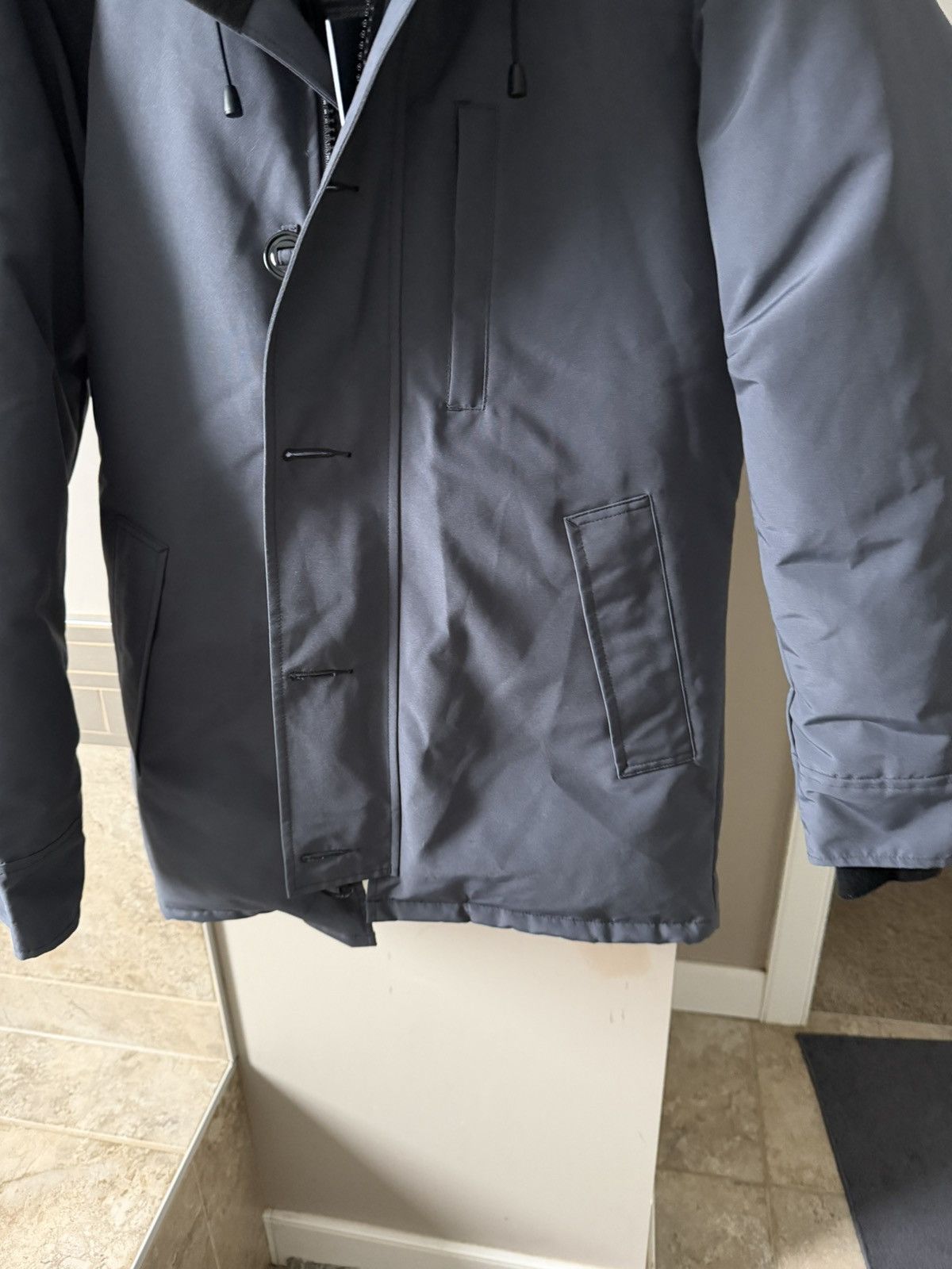 Canada Goose Canada Goose Men Chateau Parka Size US S / EU 44-46 / 1 - 5 Thumbnail